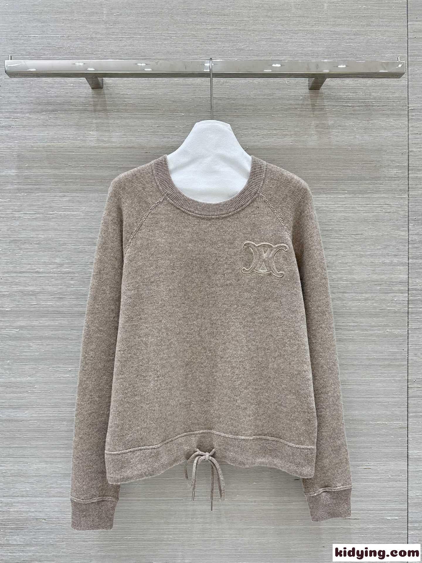 シンプル お洒落 トリオンフ カシミヤ ニット セリーヌ セーター コピー-0