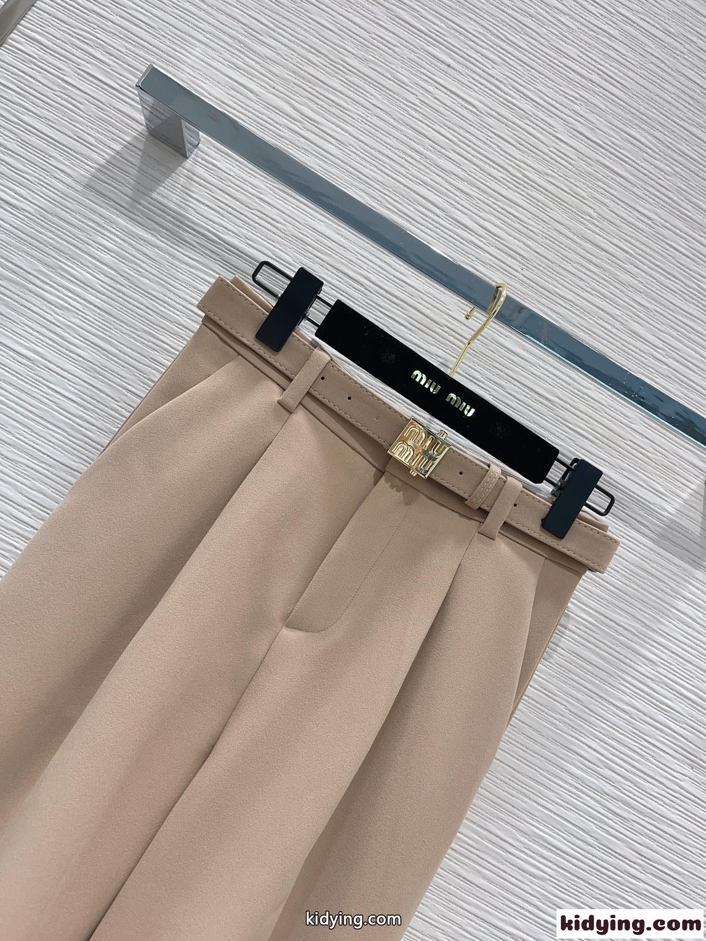 シンプル 高級感 ミッドライズ ワイドパンツ ミュウミュウ パンツ コピー レディース-2