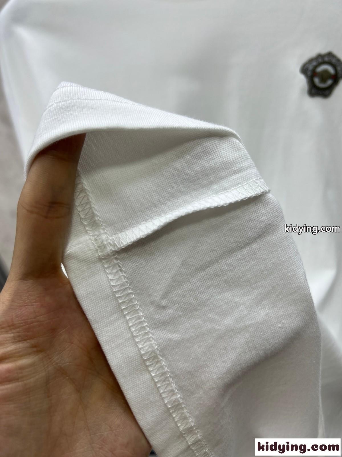 ヴェルサーチェ Tシャツ コピー シンプル ロゴ クルーネック 長袖Tシャツ ホワイト-3