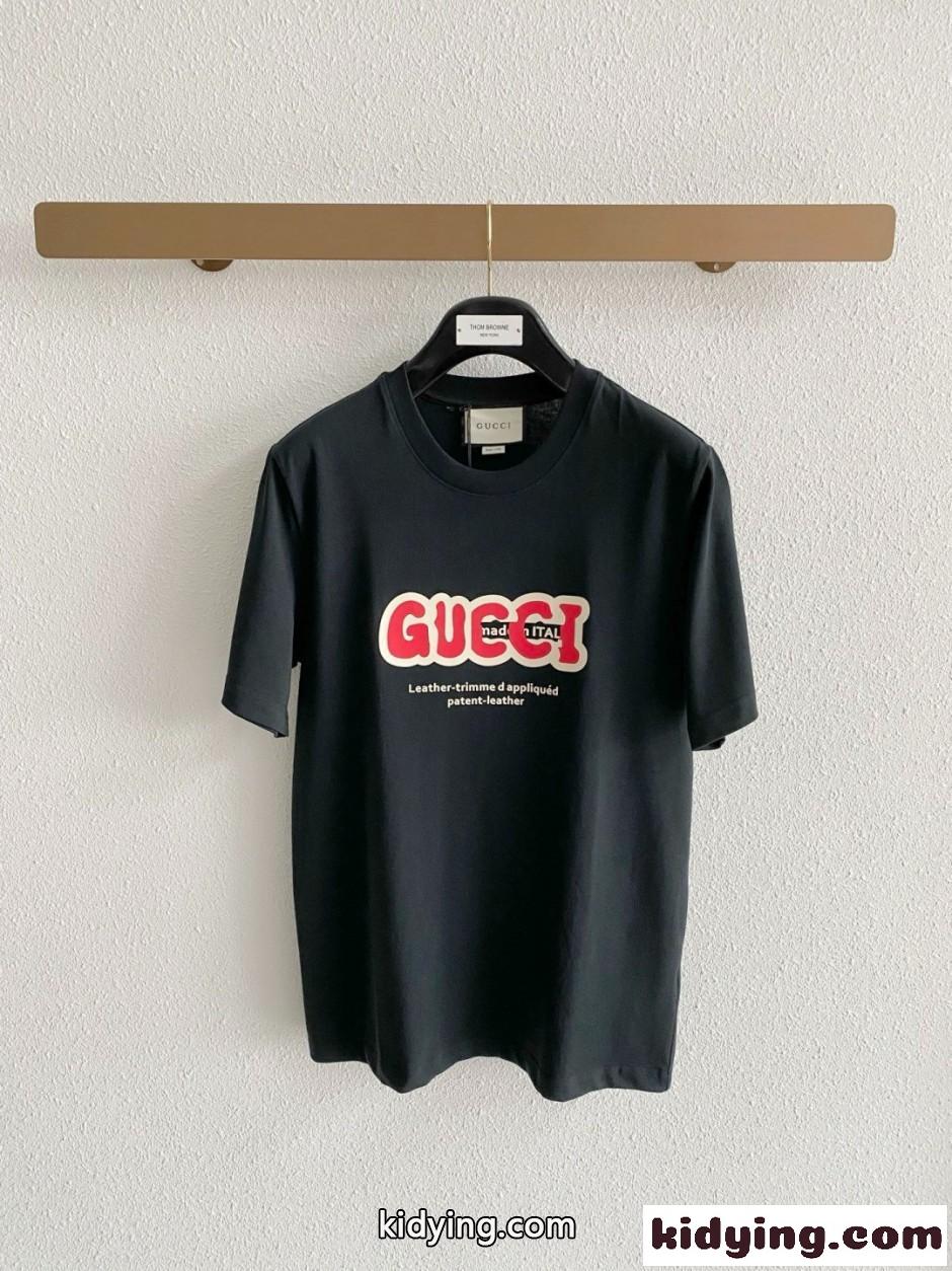 おしゃれ ロゴ入り クルーネック 半袖Tシャツ グッチ Tシャツ 偽物 ブラック-0