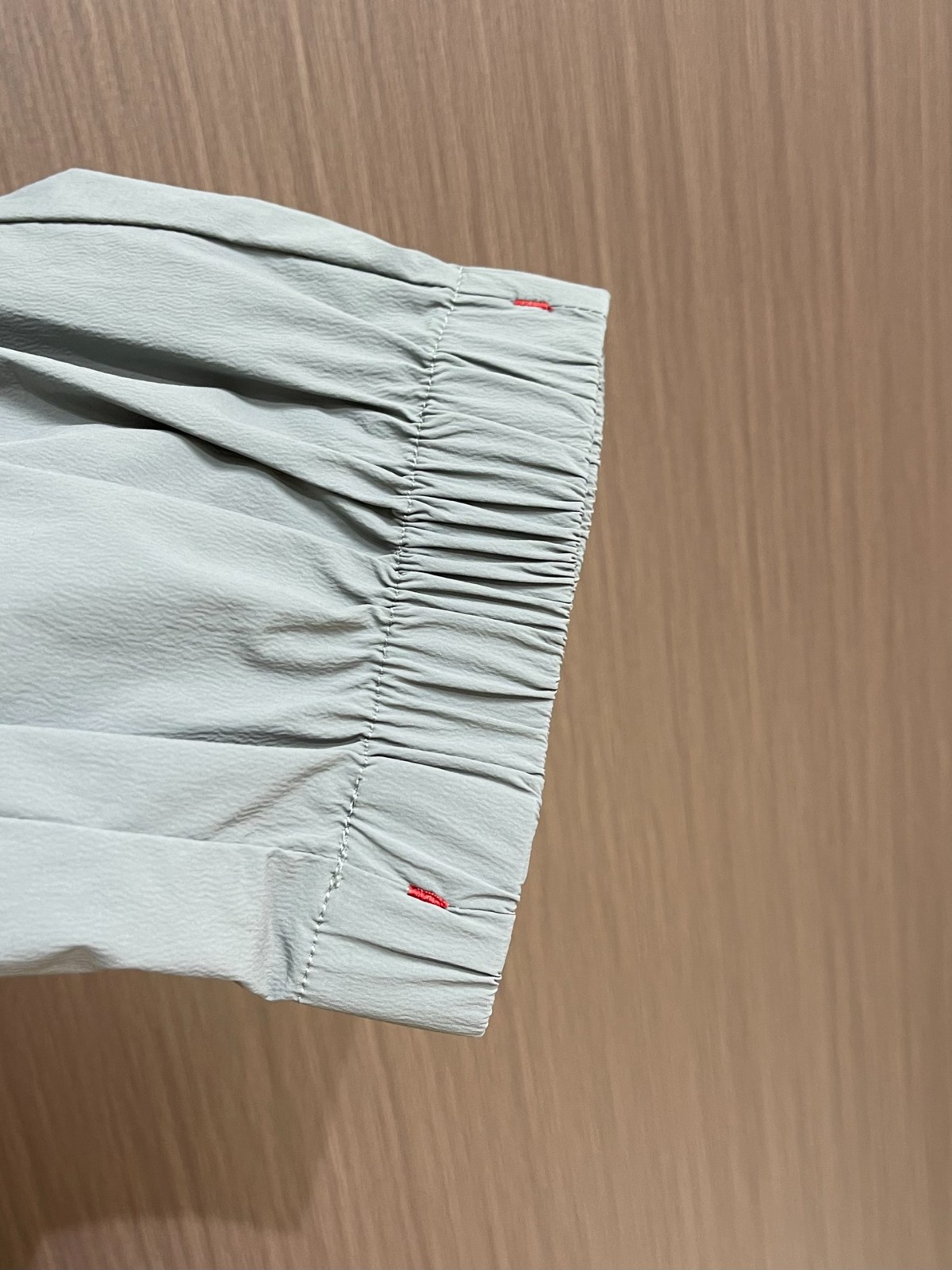 上品 カジュアル モンクレール パンツ スーパーコピー 合わせやすい-4