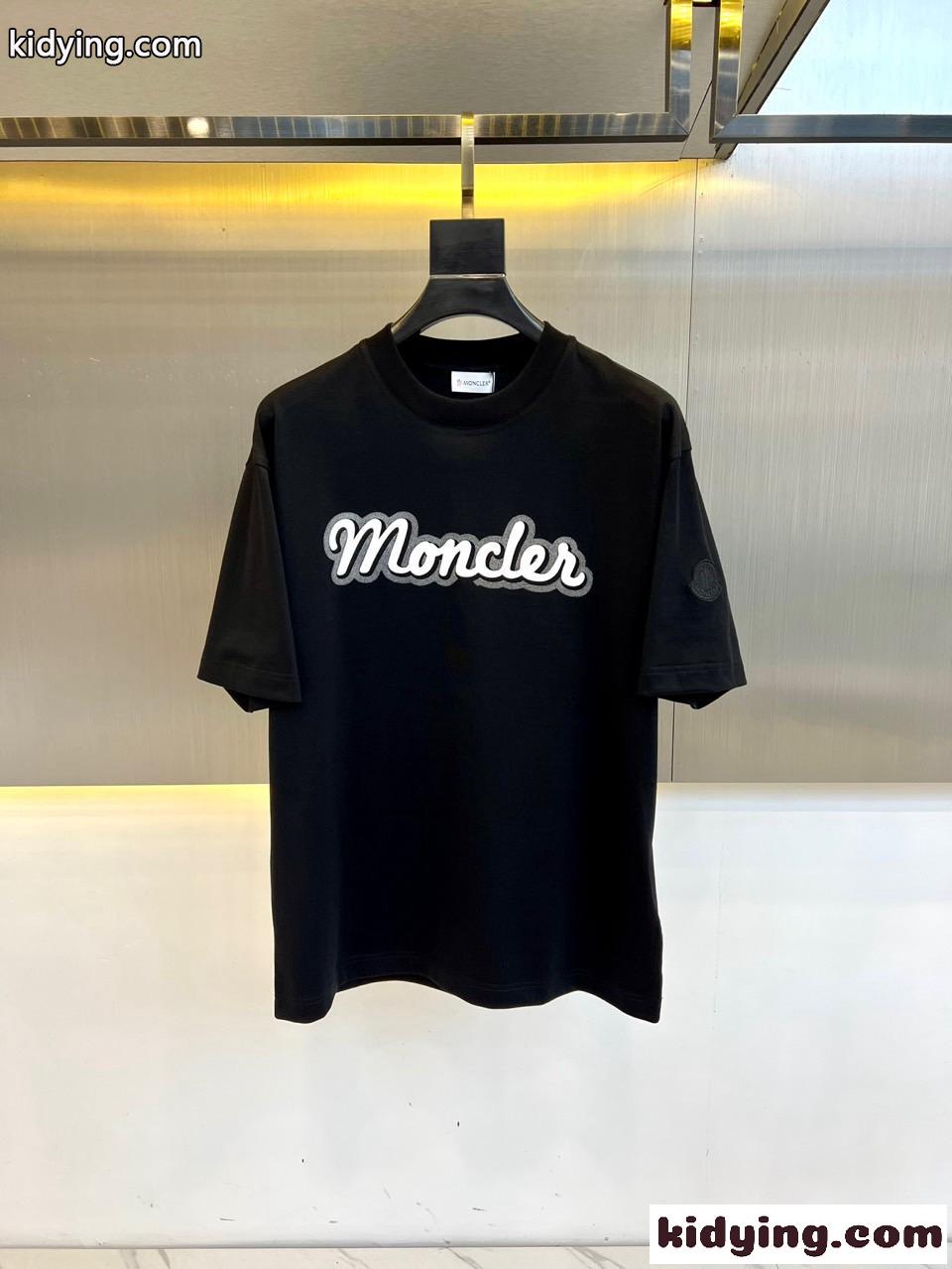 モンクレール Tシャツ コピー シンプル ロゴプリント クルーネック 半袖Tシャツ ブラック-0