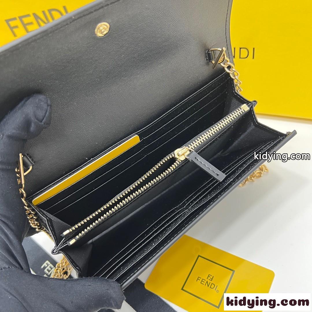 FENDI ROMAコンチネンタル財布 チェーン付きフェンディ 財布 人気 コピー ウォレット ブラック-4