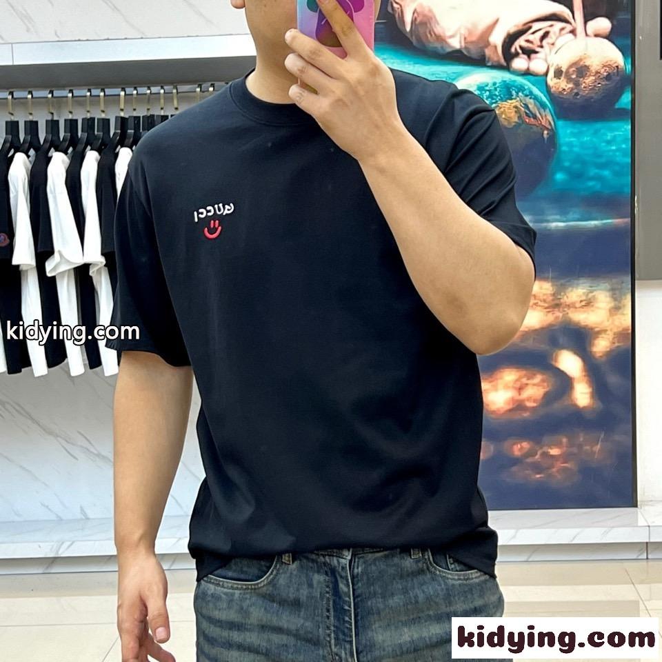 洗練された シンプル 刺繍入り 半袖Tシャツ グッチ Tシャツ 偽物 合わせやすい ブラック-1