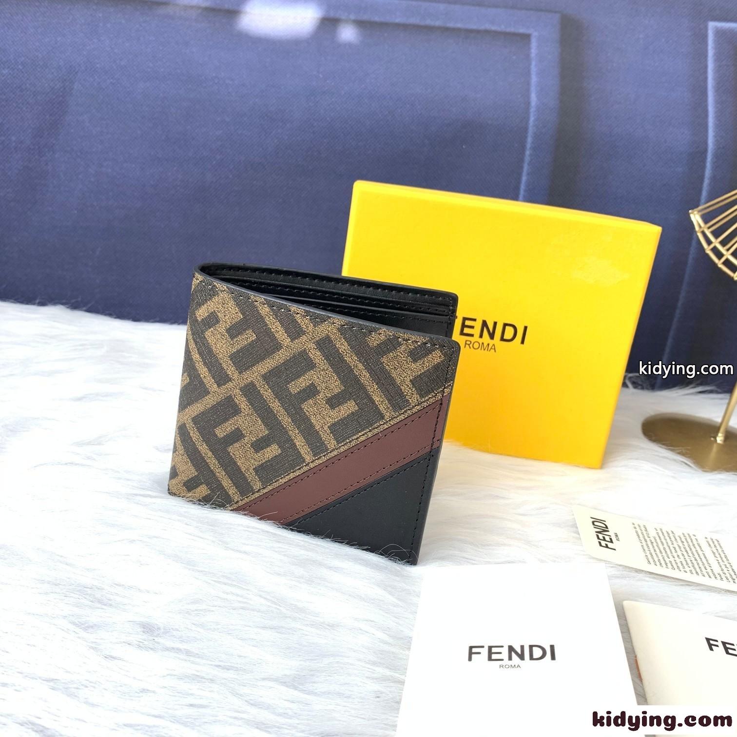 フェンディ ダイアゴナル 財布 スーパーコピー ウォレット 二つ折り財布 定番-1