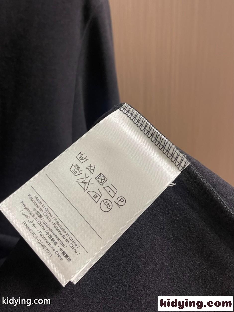 大人 洗練された ハーフジップトップス エルメネジルド・ゼニア Tシャツ 偽物 ブラック-3