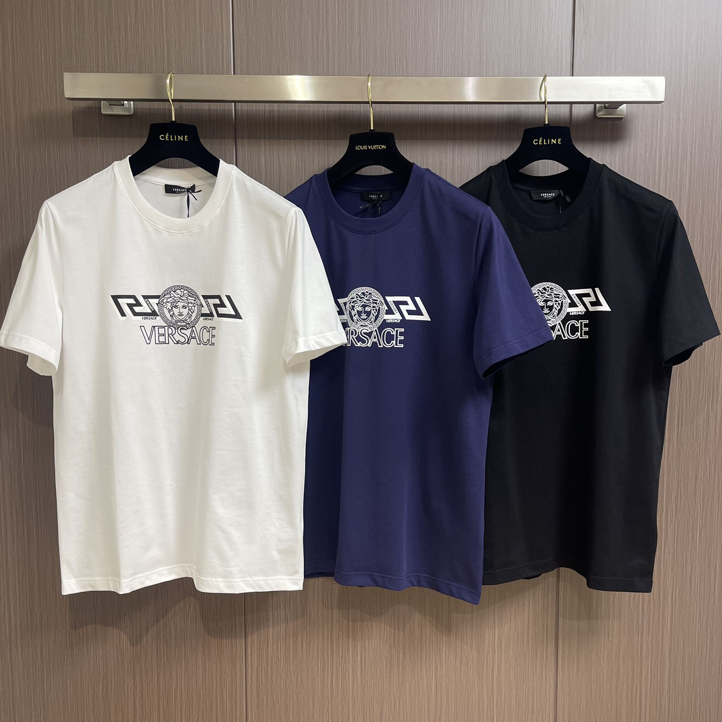 3色あり カジュアル クルーネック ヴェルサーチェ Tシャツ コピー 半袖 トップス-0