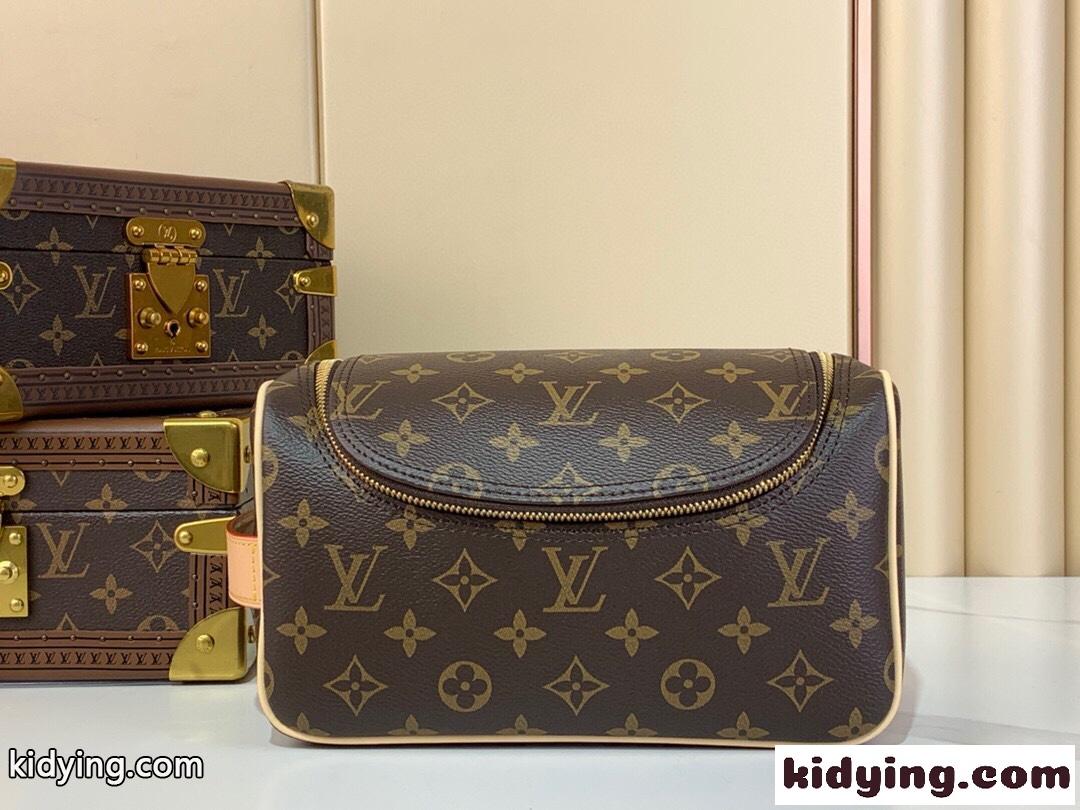 多機能＆大容量❤トイレタリー・バッグ ルイ・ヴィトン バッグ スーパーコピー M11510-1