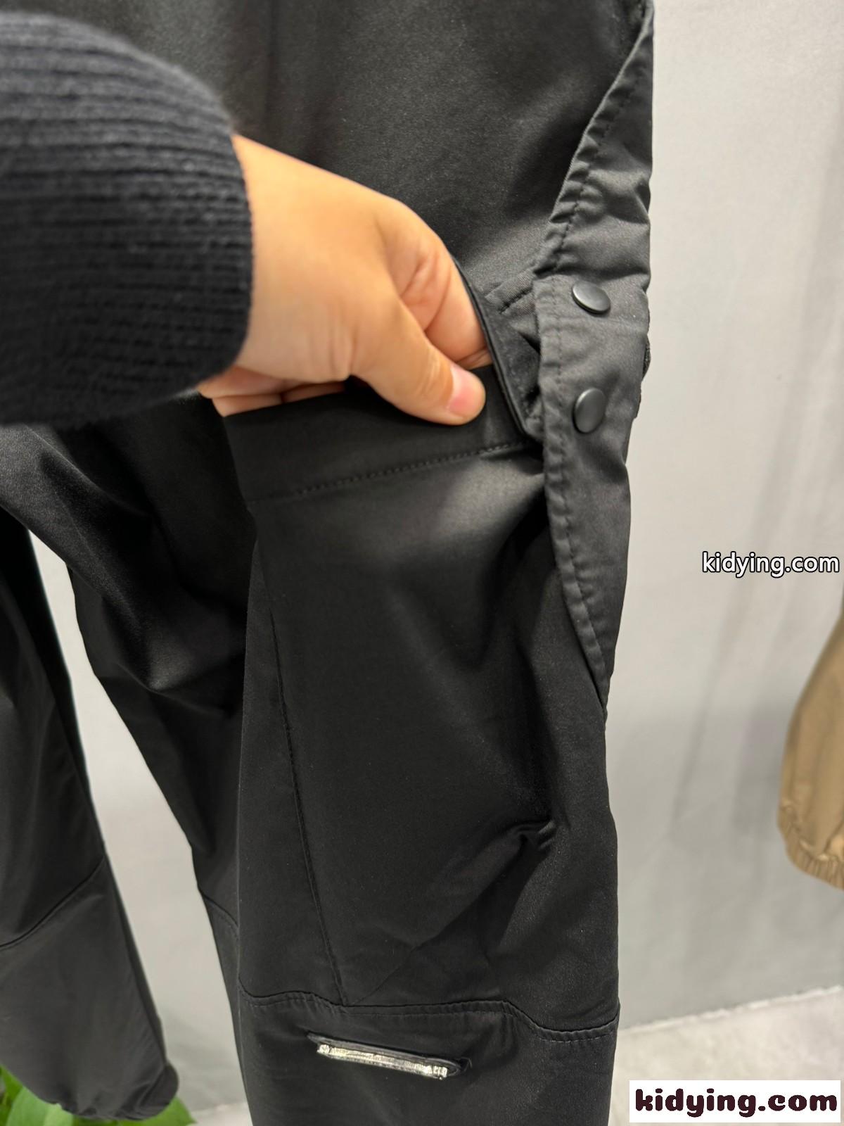 カジュアル ゆったり クロスパッチ カーゴパンツ クロムハーツ パンツ コピー ブラック-3