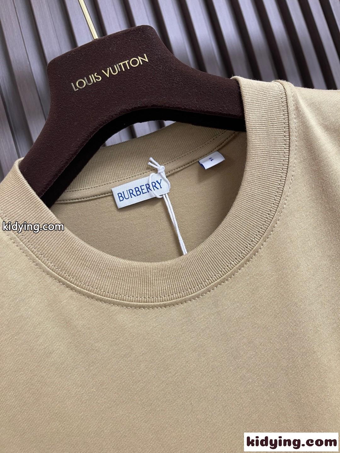 EKDバッジ コットンTシャツ バーバリー Tシャツ コピー クルーネック-4