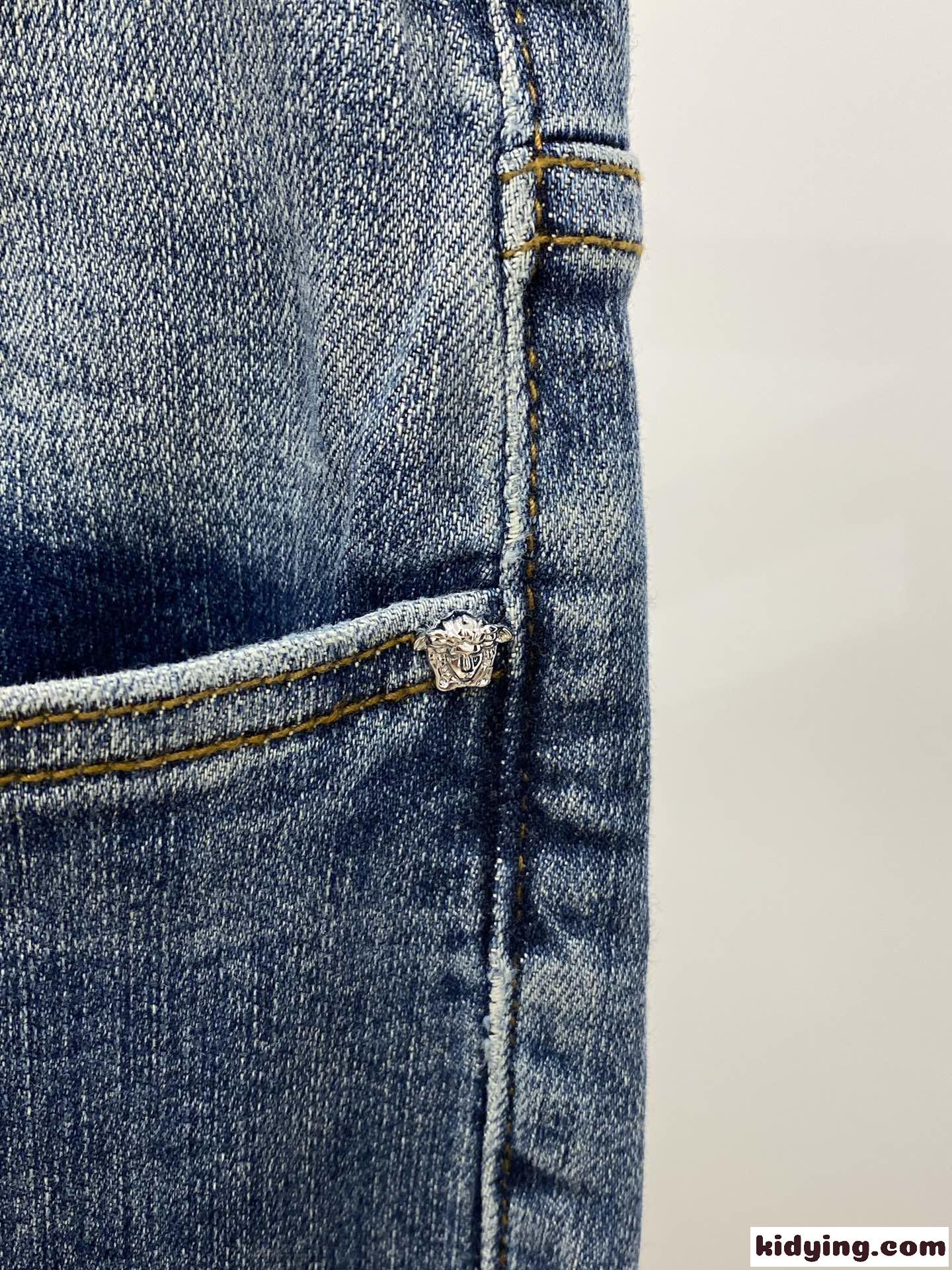 ヴェルサーチェ ジーンズ 偽物 合わせやすい ストレッチ メンズ デニムパンツ-2