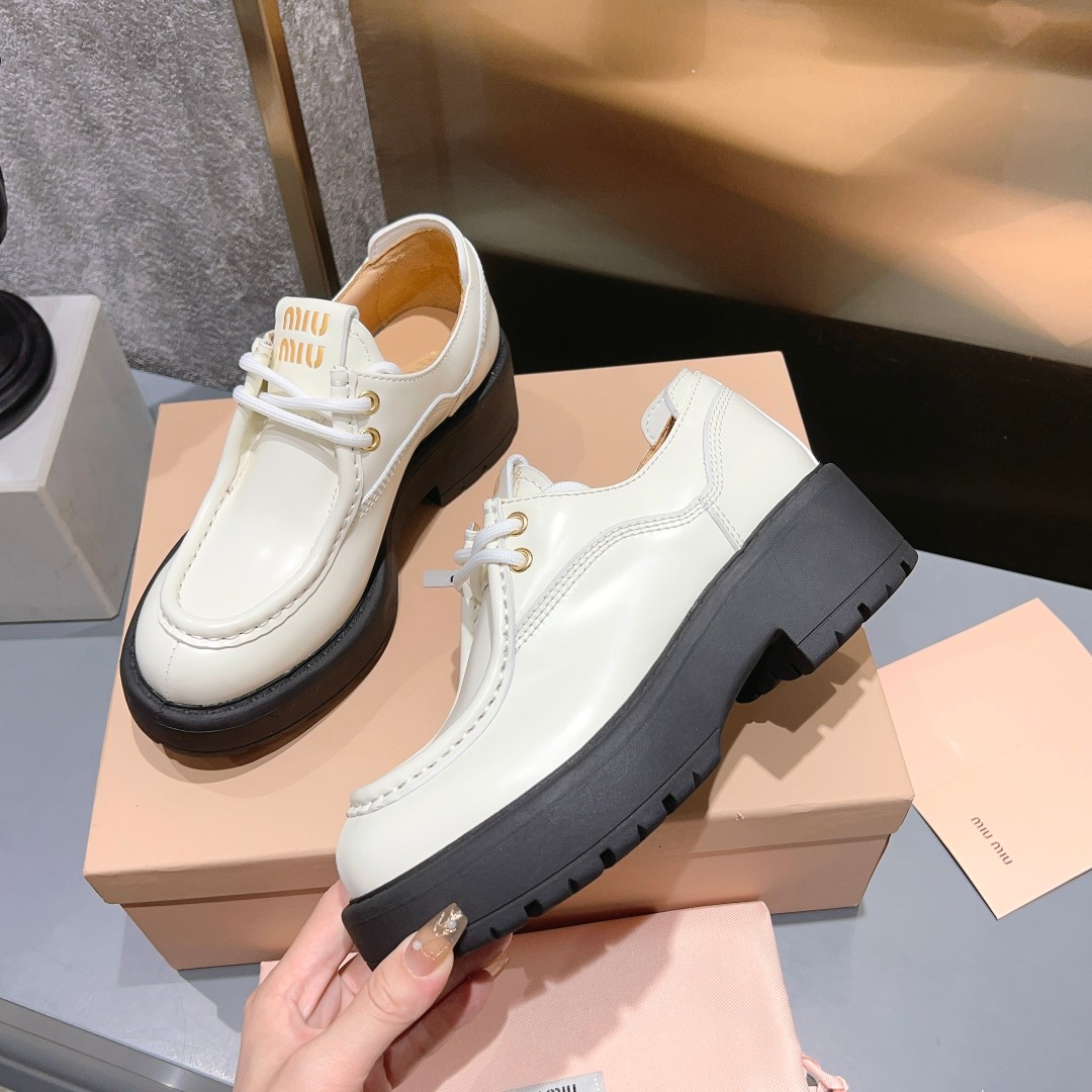 23-24AW プラットフォーム レースアップ シューズ ミュウミュウ シューズ コピー ホワイト-2