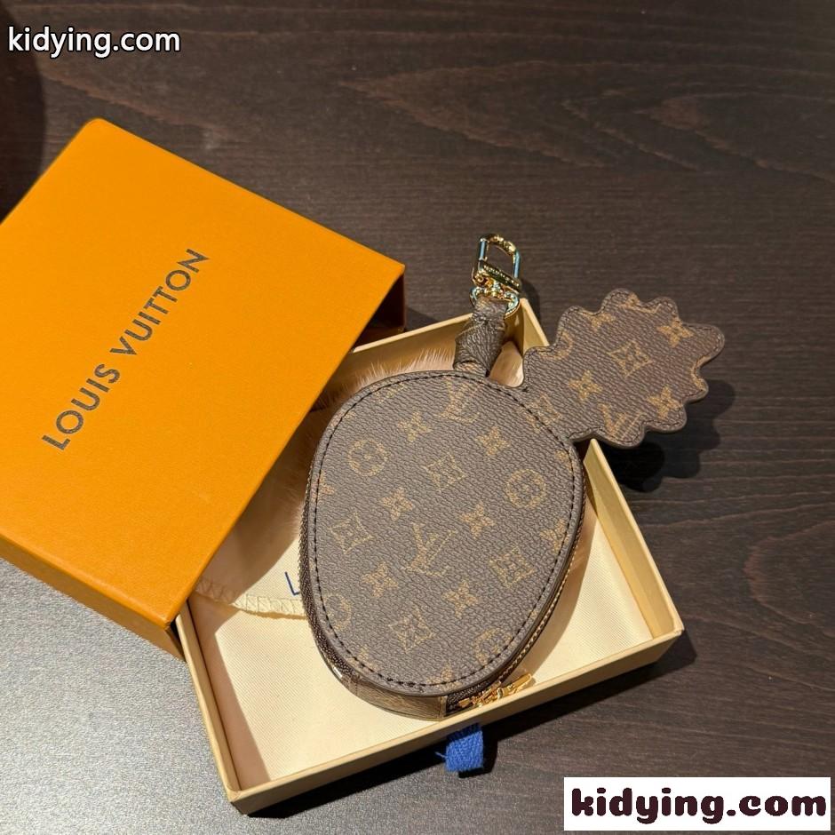 M03277 バッグチャーム・LV エイコーン ポーチ ルイ・ヴィトン キーホルダー 偽物-2