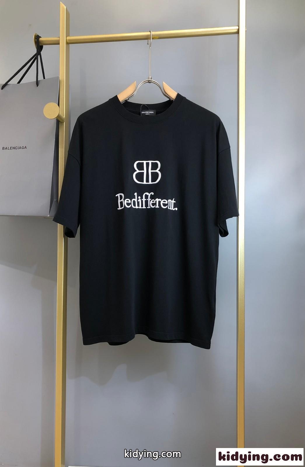 バレンシアガ Tシャツ コピー クルーネック BB刺繍 ロゴ 半袖Tシャツ-0