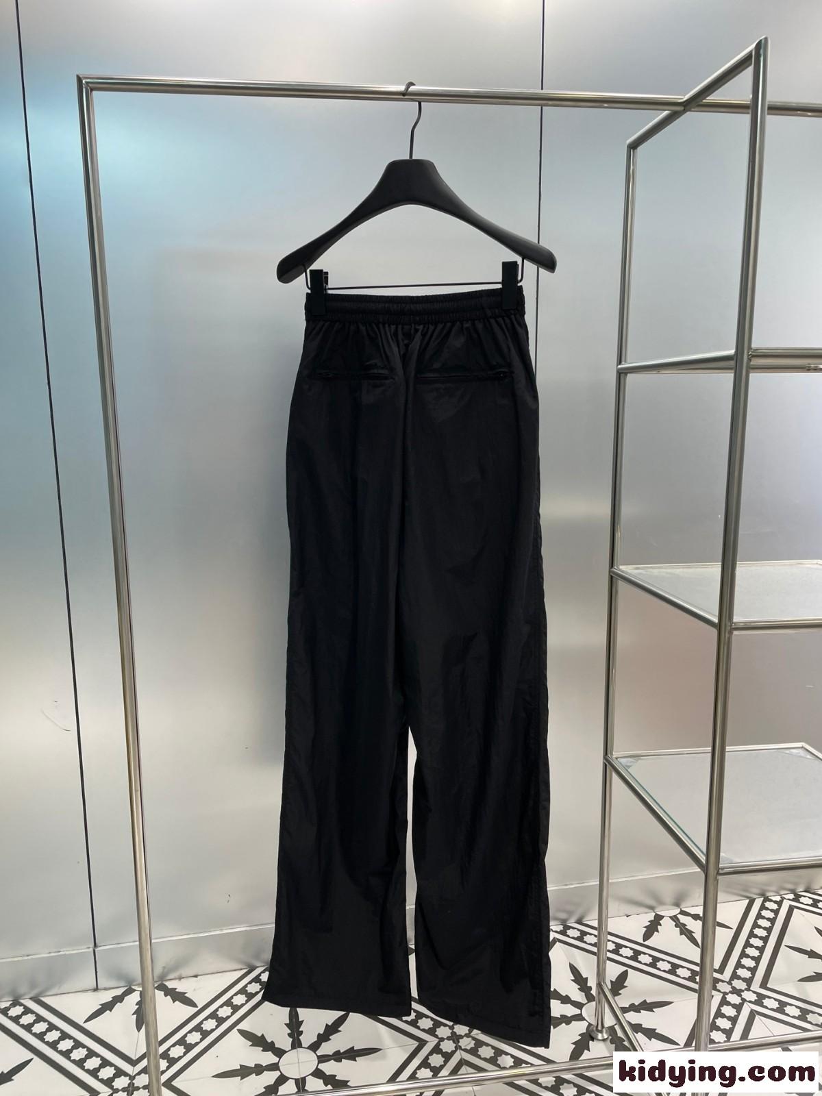 3B SPORTS ICON TRACKSUIT パンツ バレンシアガ パンツ コピー-1