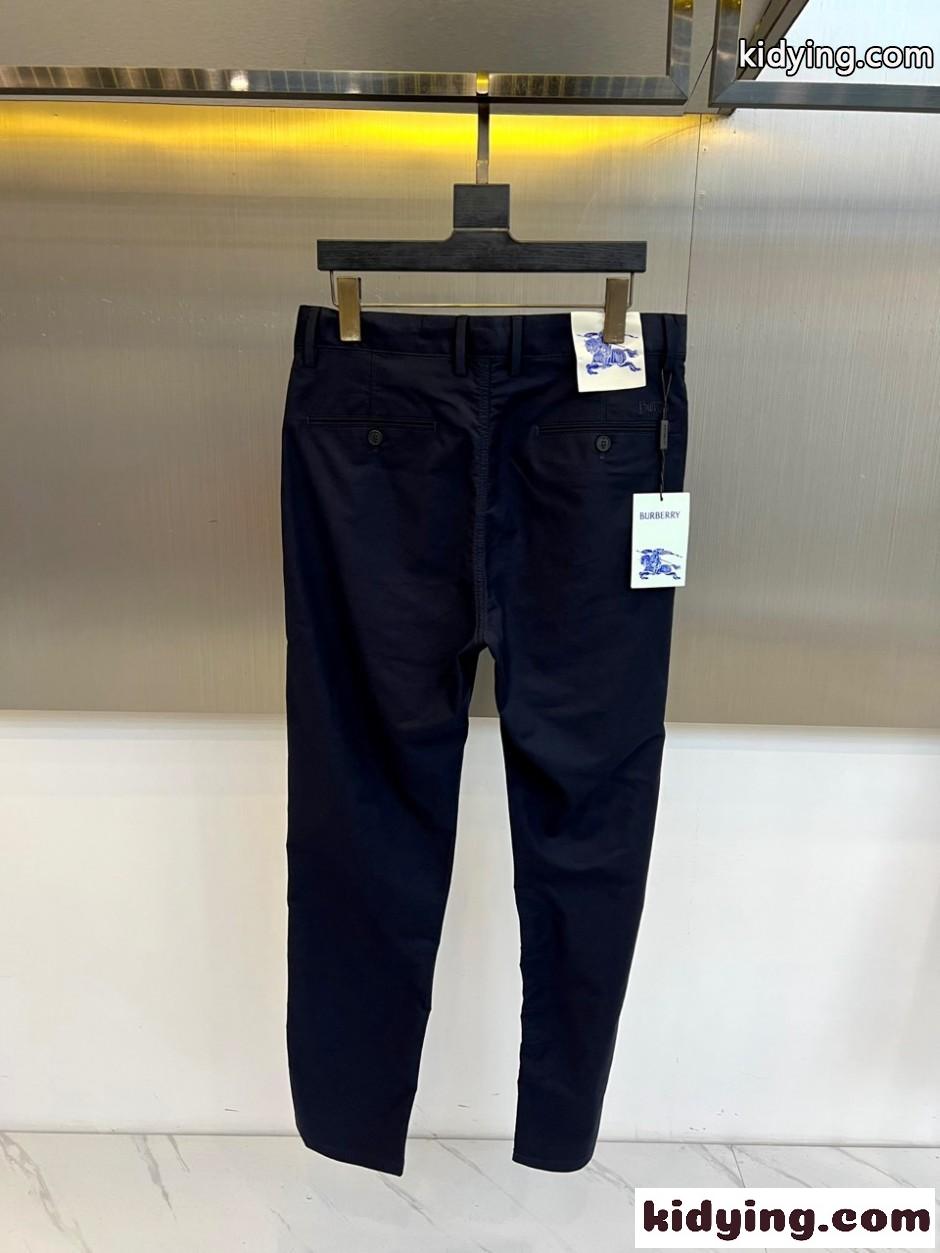 シンプル 上品 テーパード チノパンツ バーバリー パンツ 偽物 ネイビー-3