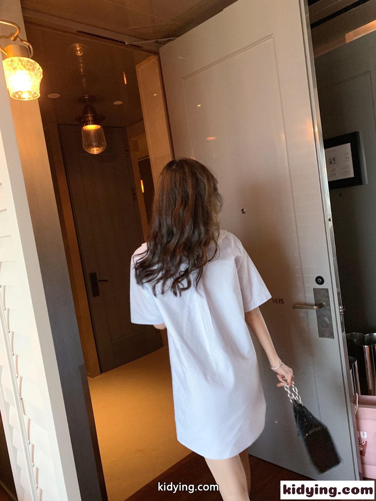 ストライプ柄 襟付き 可愛い 蝶結び レディース 半袖 ミュウミュウ シャツ コピー 春夏 オーバーサイズ おしゃれ トップス-1