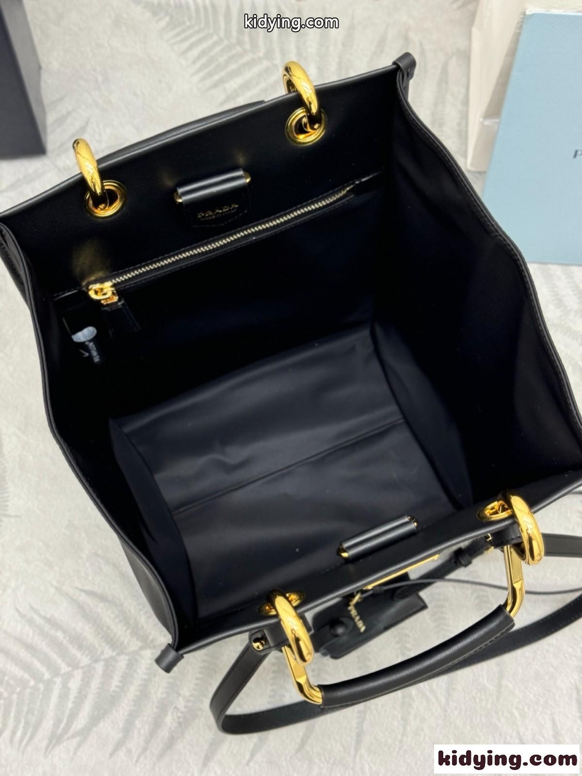 プラダ バッグ スーパーコピー 洗練された ミディアム Re-Nylon×レザー トートバッグ 1BG578-3