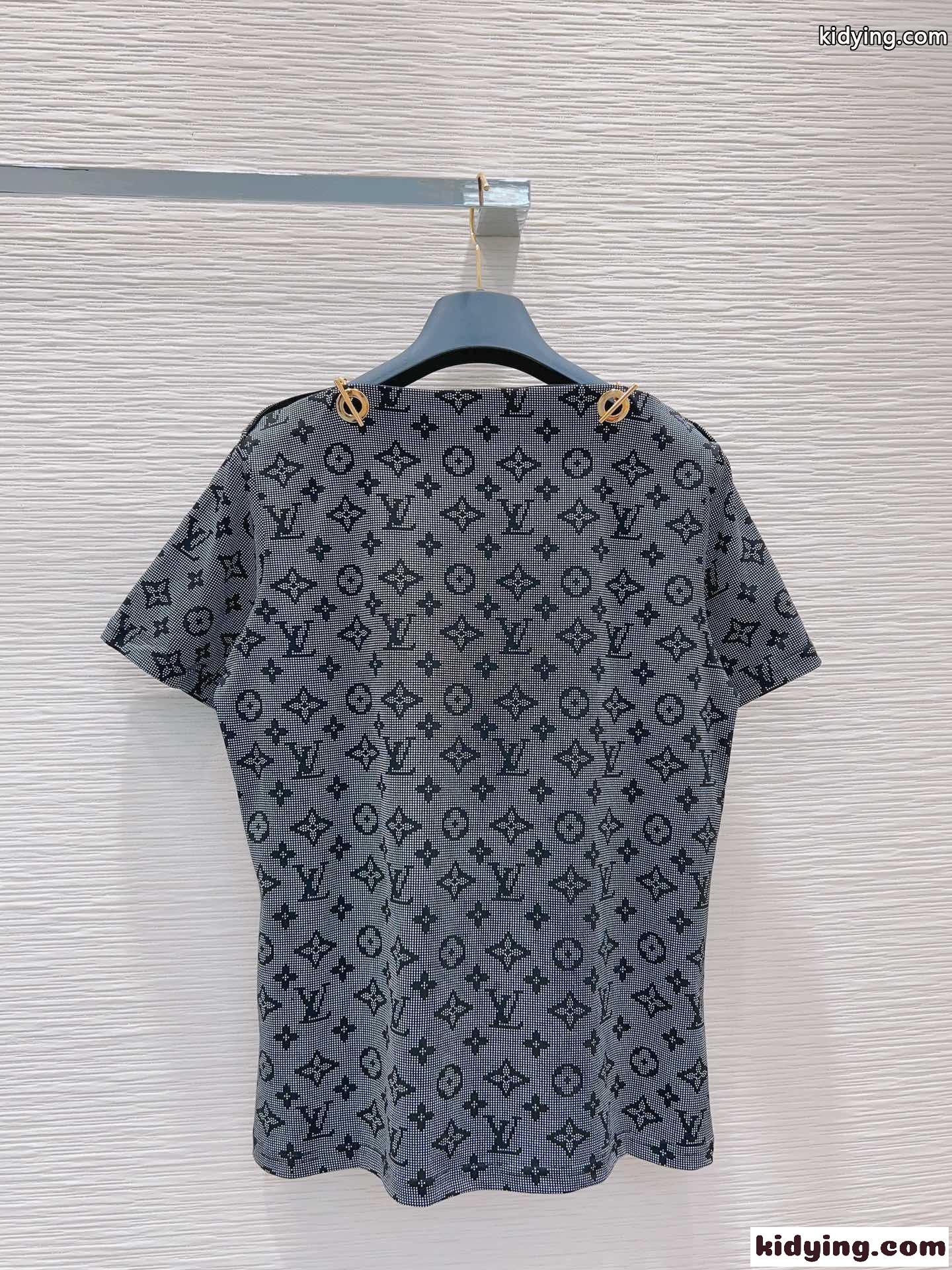 上品 カジュアル モノグラム チェーンショルダー 半袖Tシャツ ルイ・ヴィトン Tシャツ コピー レディース-4