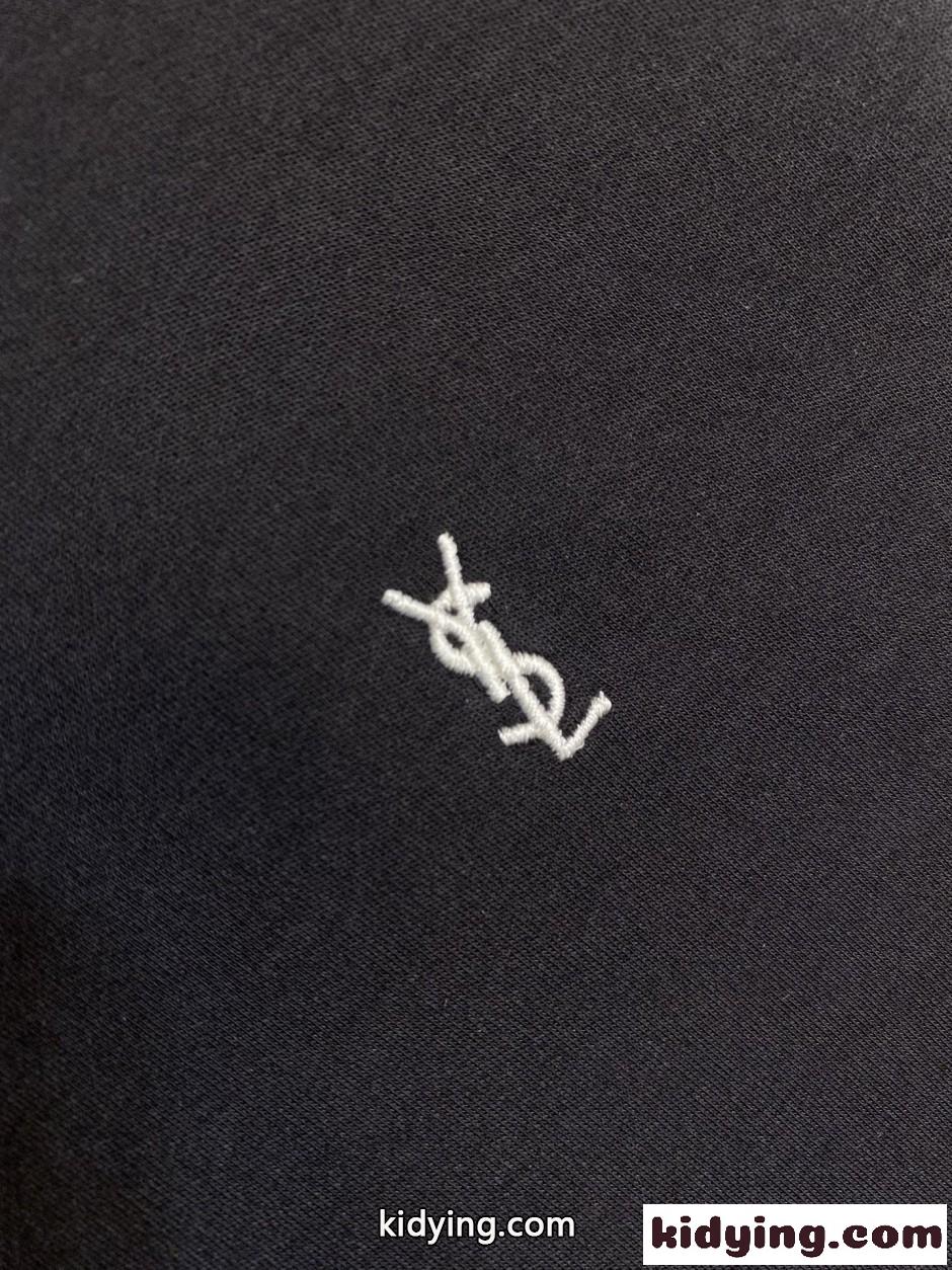 洗練された YSLロゴ イヴ・サンローラン Tシャツ 偽物 長袖Tシャツ ブラック-2