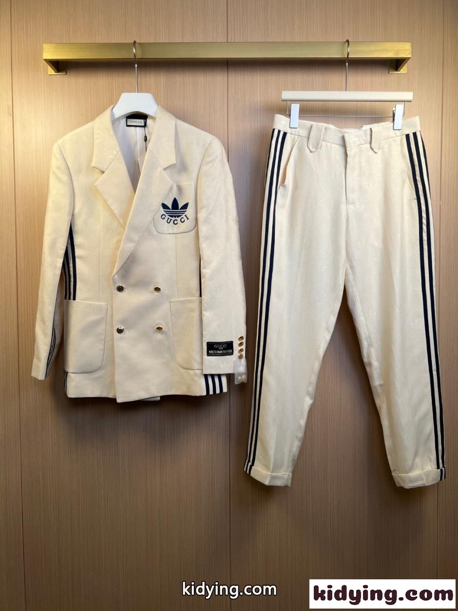 adidas × GUCCI ジャケット & スラックス スーツ グッチ セットアップ 偽物 ベージュ-0
