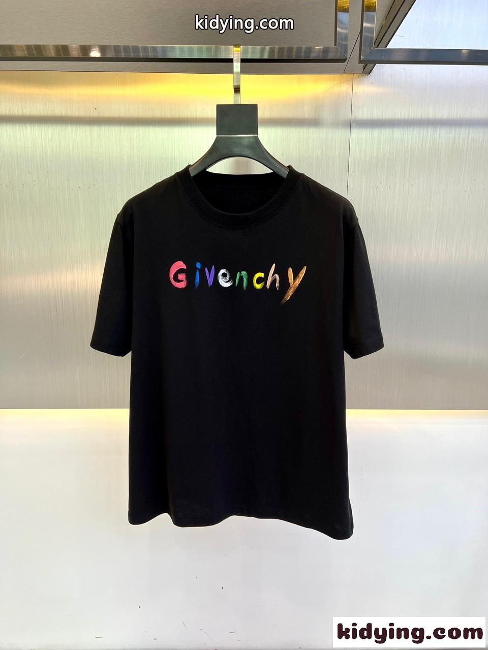 ジバンシィ Tシャツ コピー 着心地いい コットン クルーネック 半袖Tシャツ ブラック-0