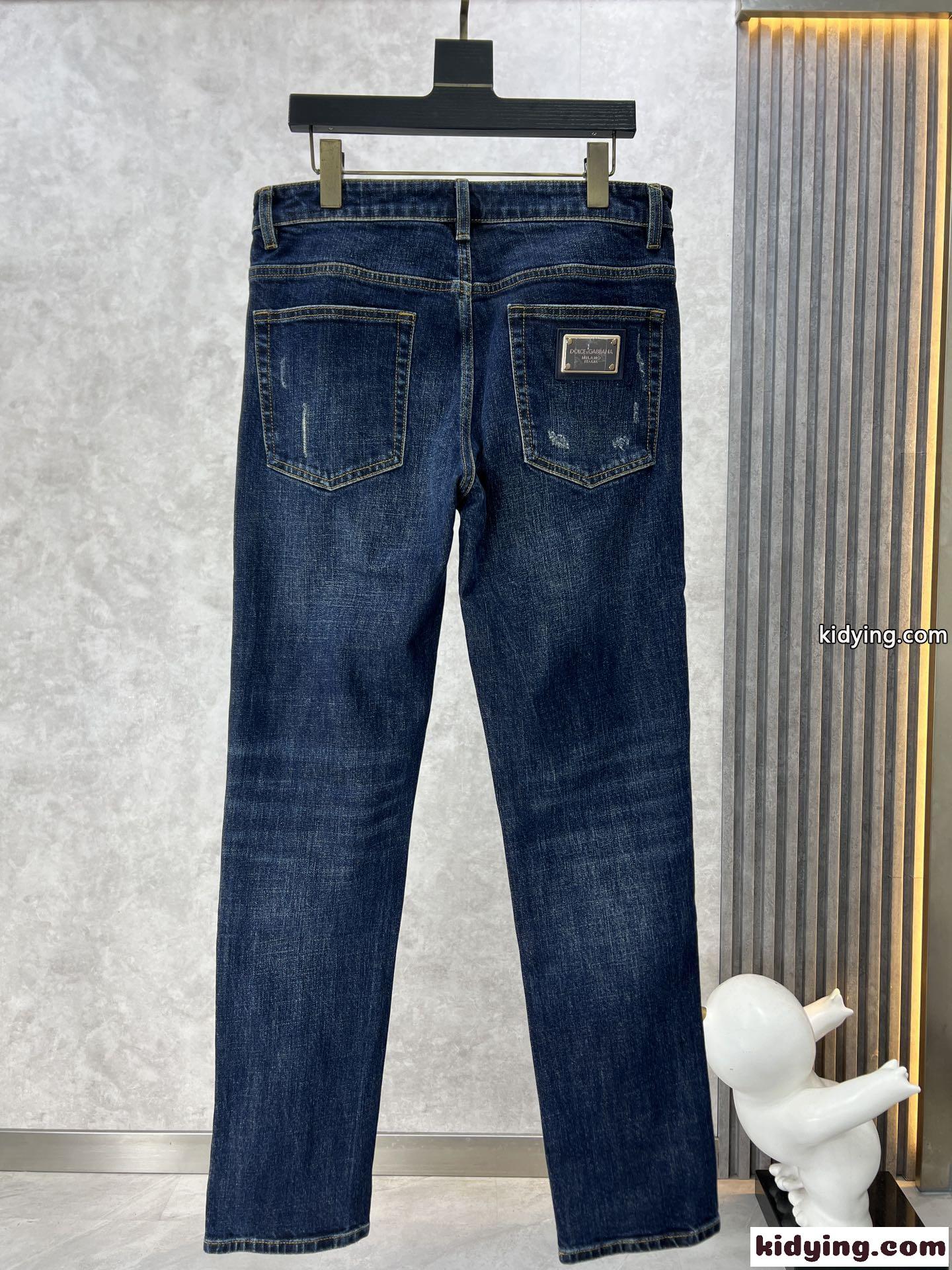 ドルチェ&ガッバーナ ジーンズ コピー おしゃれ 合わせやすい ダメージ加工 メンズ デニムパンツ-0