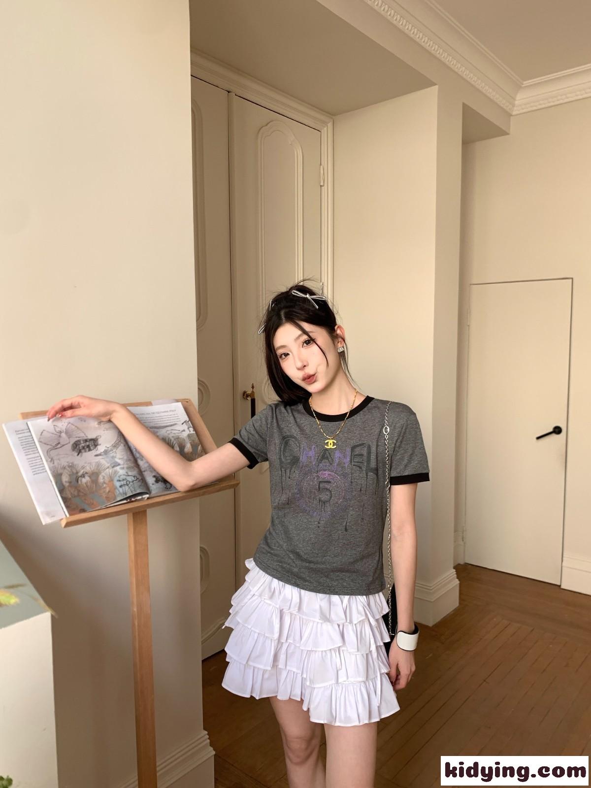 カジュアル おしゃれ コットン 半袖Tシャツ シャネル Tシャツ コピー グレー-4