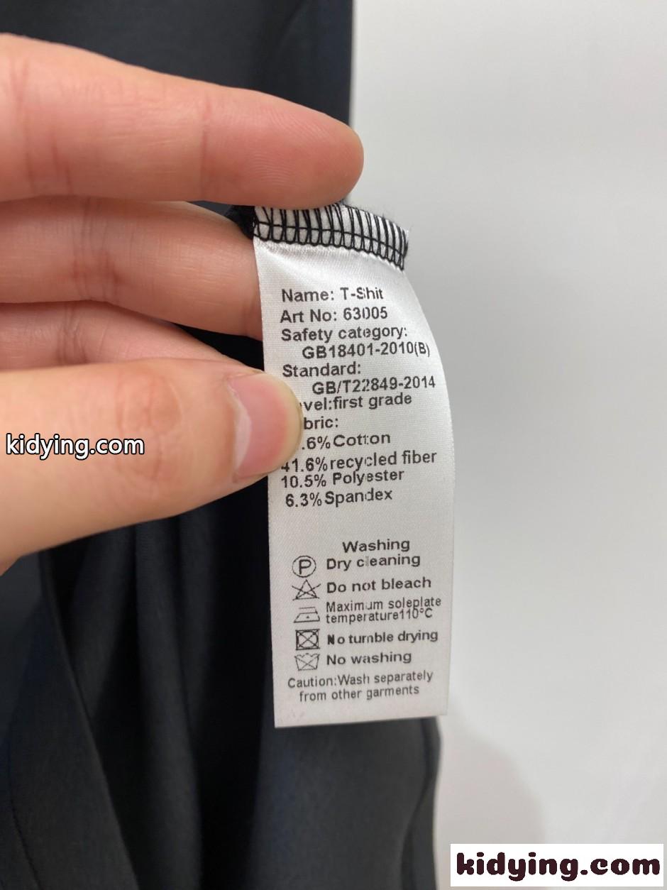 シンプル 合わせやすい モンクレール Tシャツ 偽物 クルーネック 長袖Tシャツ ダークグレー-3