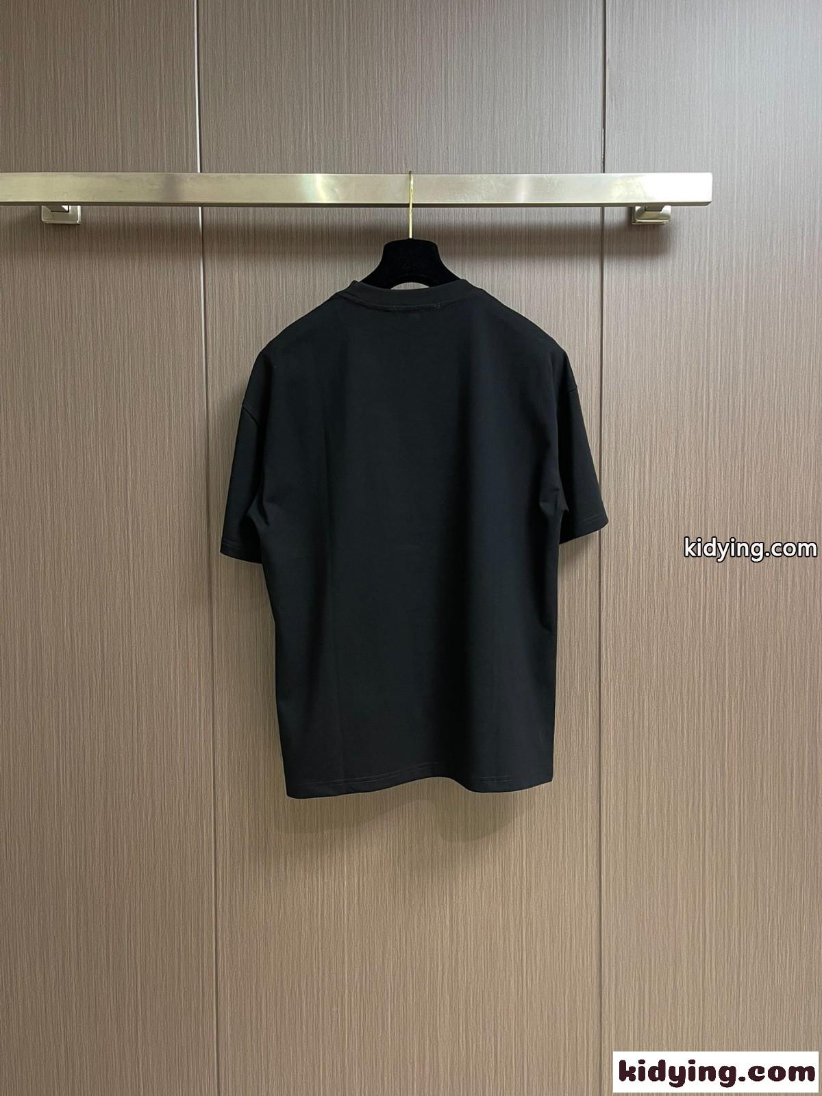 おしゃれ ロゴ 半袖Tシャツ フェンディ Tシャツ コピー クルーネック-2