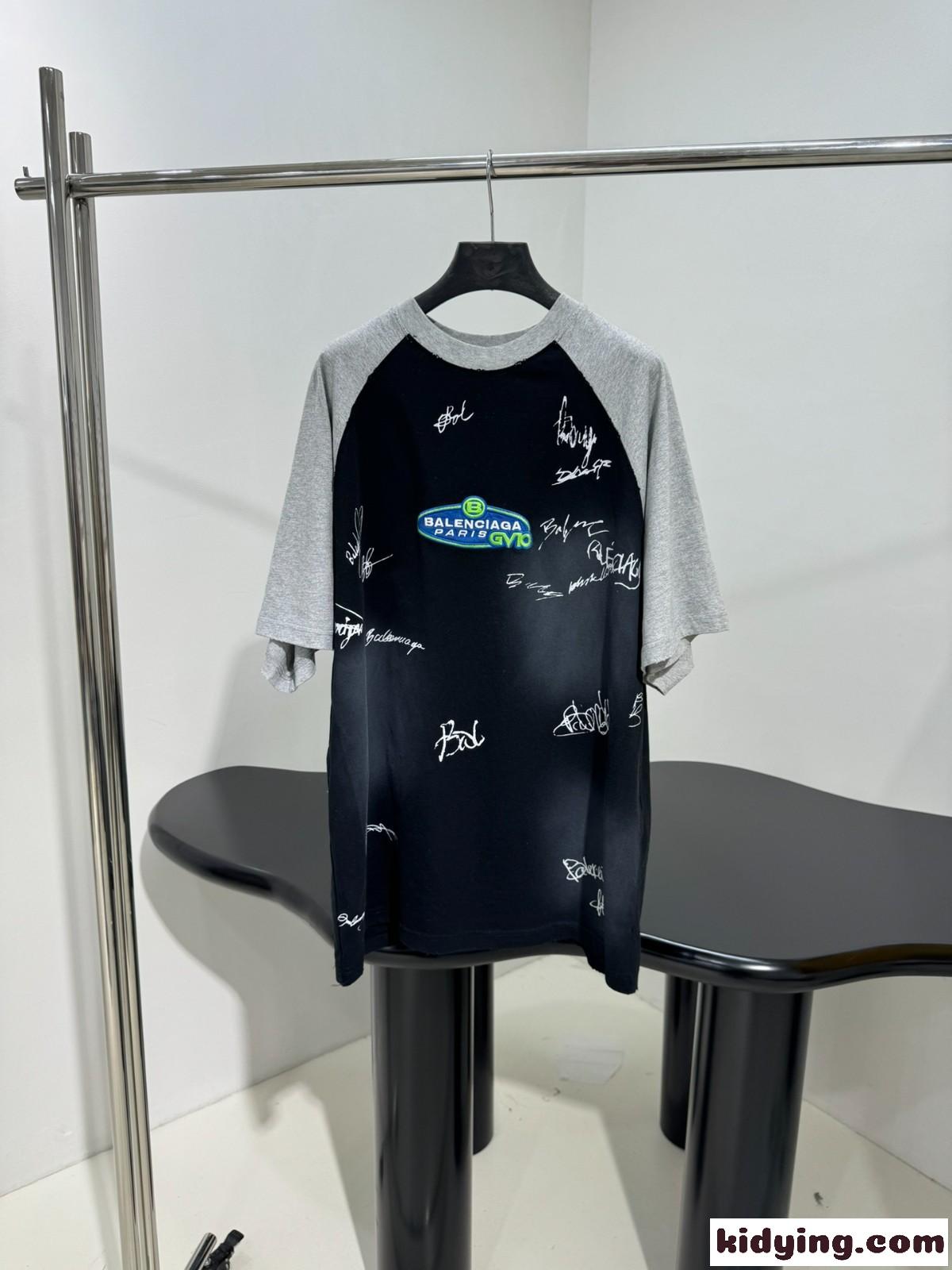 ユニセックス ラグラン オーバーサイズ 半袖Tシャツ バレンシアガ Tシャツ 偽物 ブラック-0