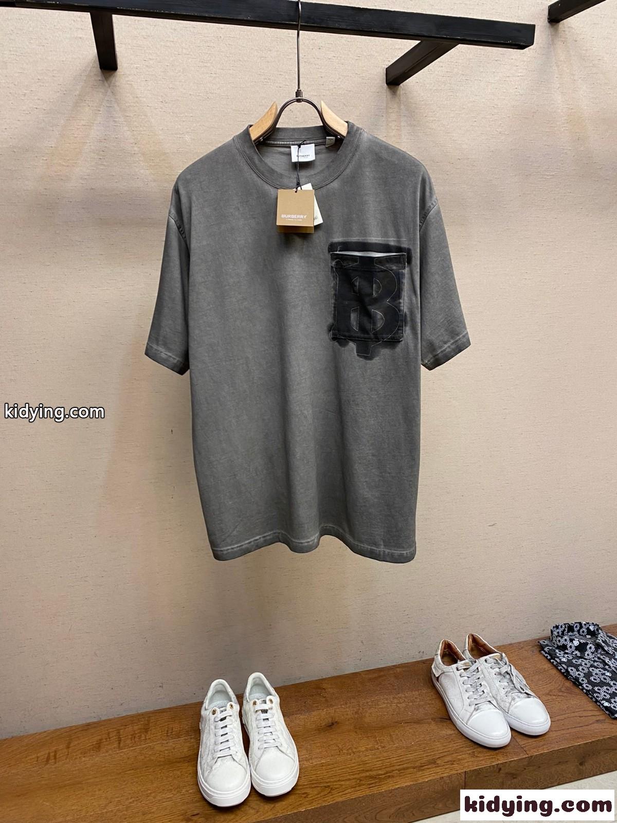 モノグラムモチーフ コットン オーバーサイズTシャツ バーバリー Tシャツ コピーメンズ-0
