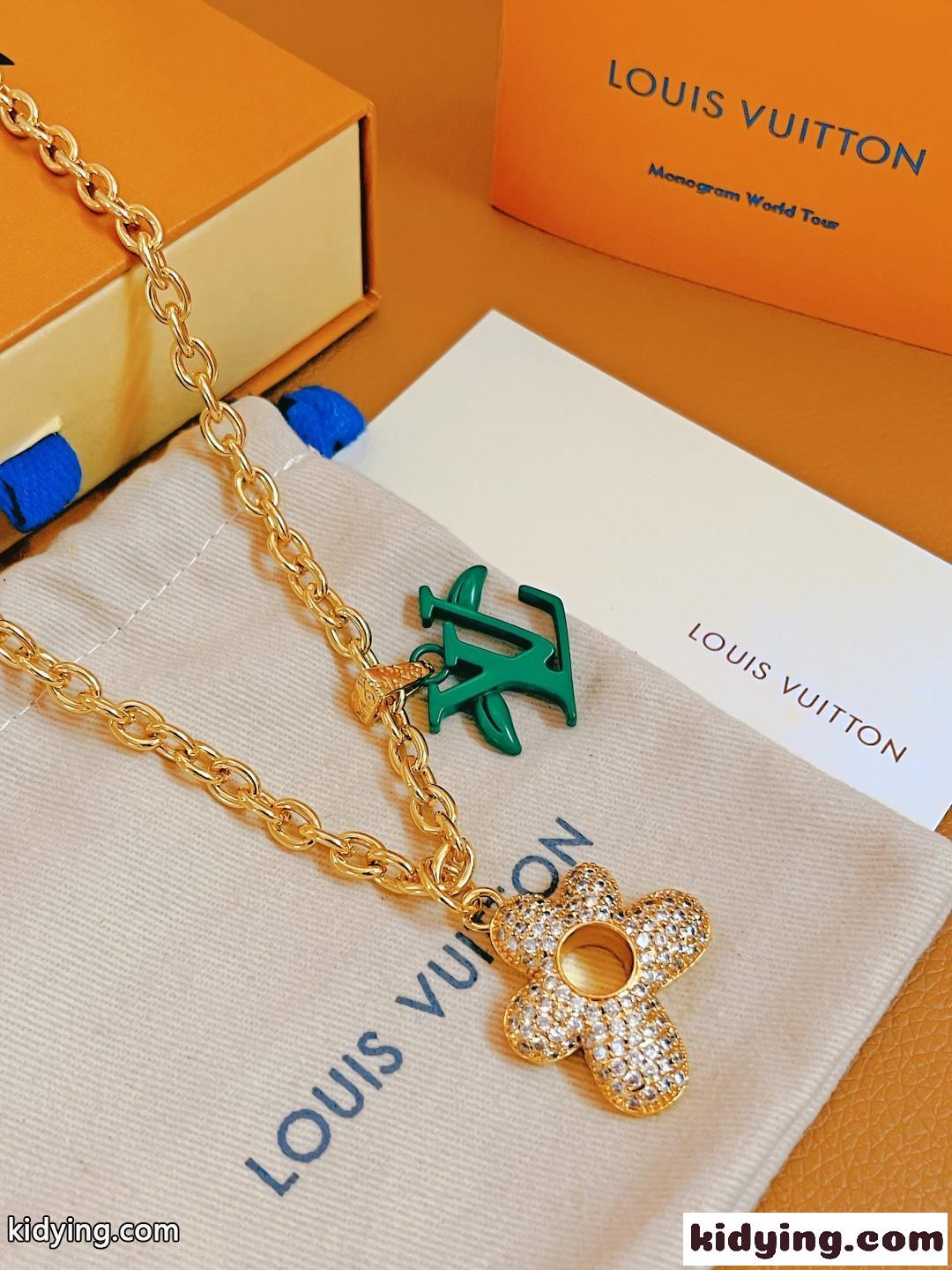 M01867 ペンダント・LV ブルーミング ルイヴィトン ネックレス コピー ユニセックス-2