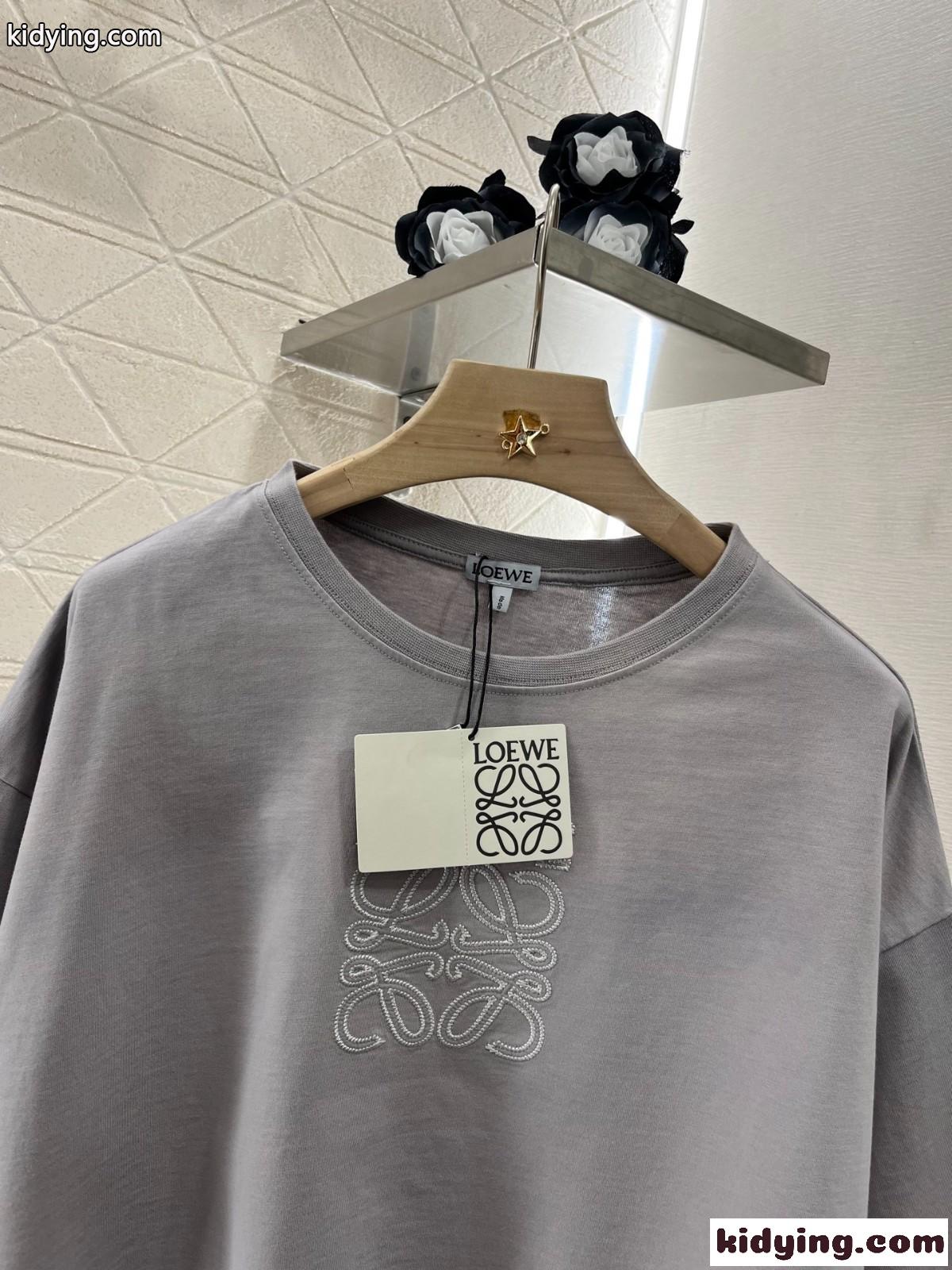 カジュアル アナグラム クロップドTシャツ ロエベ Tシャツ コピー グレー-3
