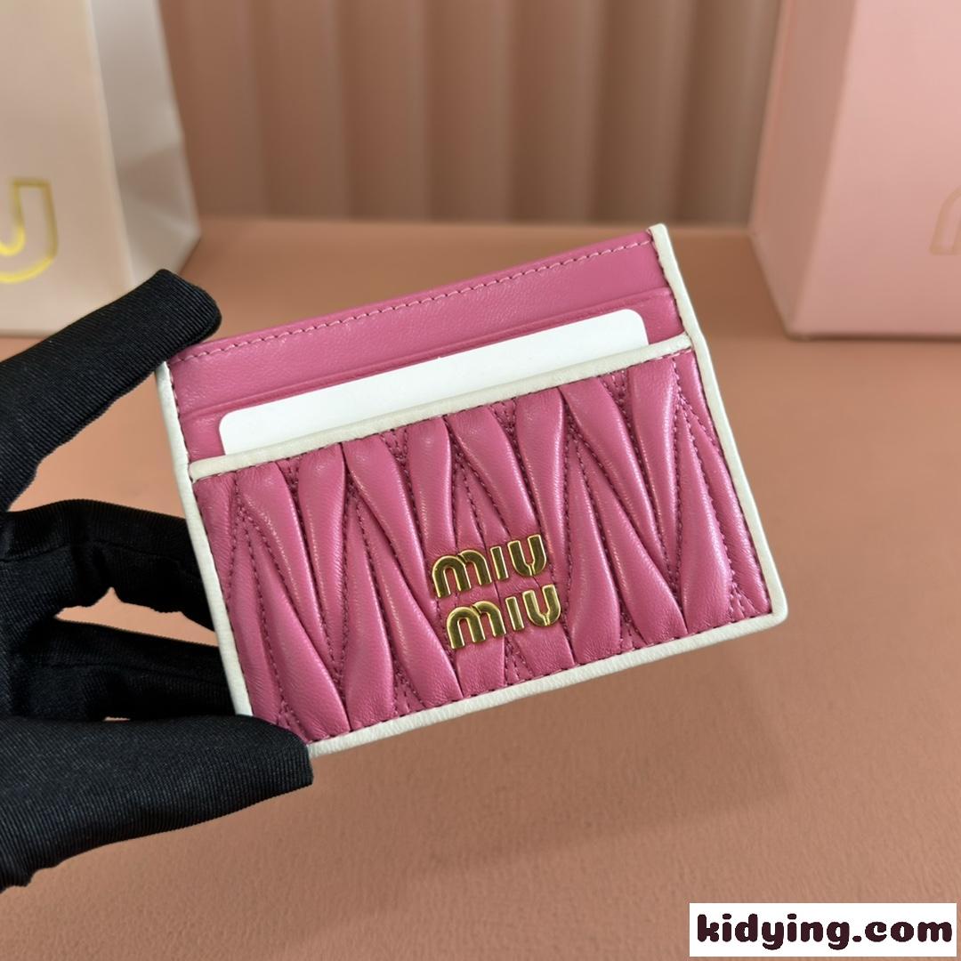 マテラッセレザー カードケース ミュウミュウ 財布 スーパーコピー ピンク-0