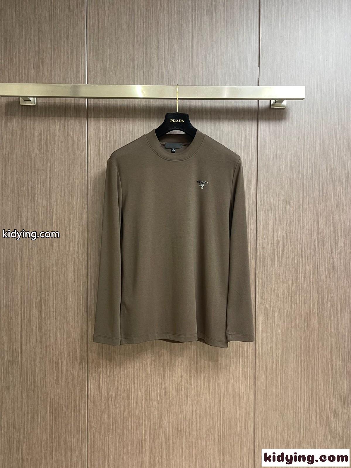 シンプル ロゴ入り プラダ Tシャツ コピー 長袖Tシャツ カーキ-1
