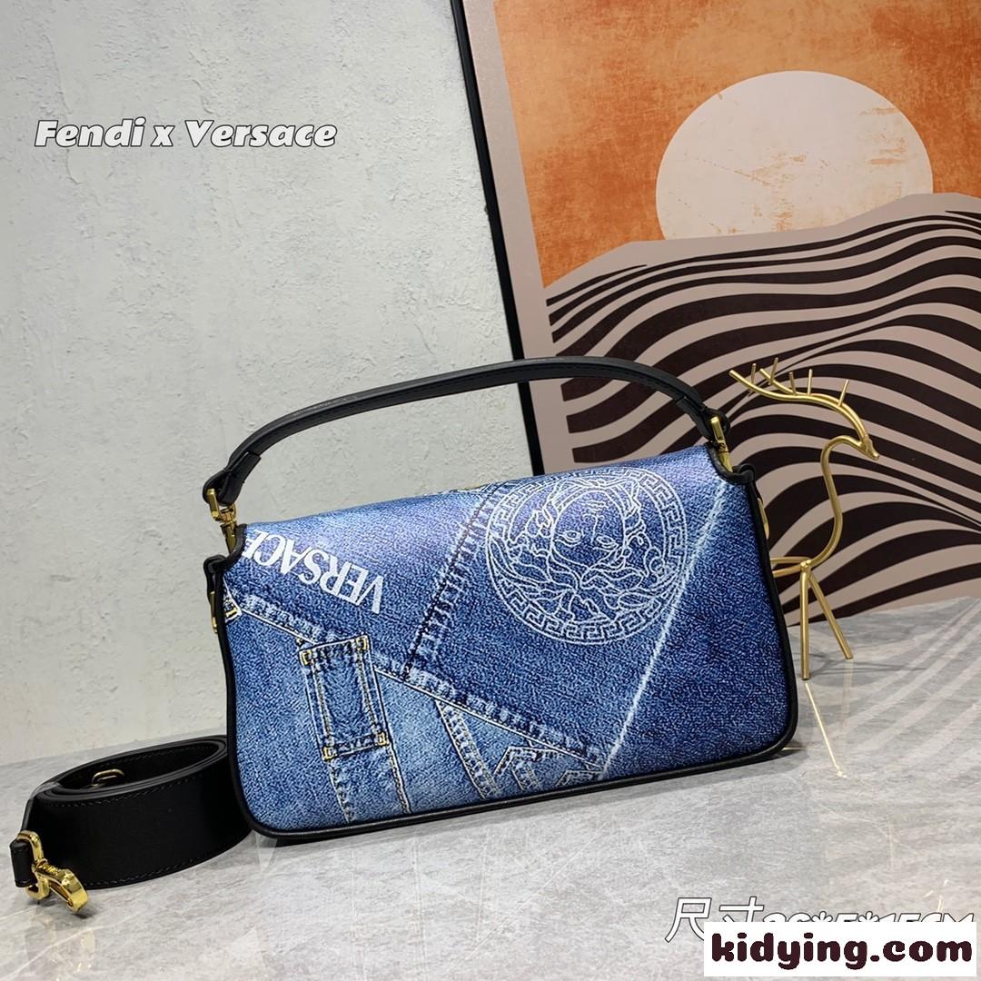 Versace x Fendi フェンダーチェ バゲット ショルダーバッグ デニム フェンディ バッグ 人気 コピー-1