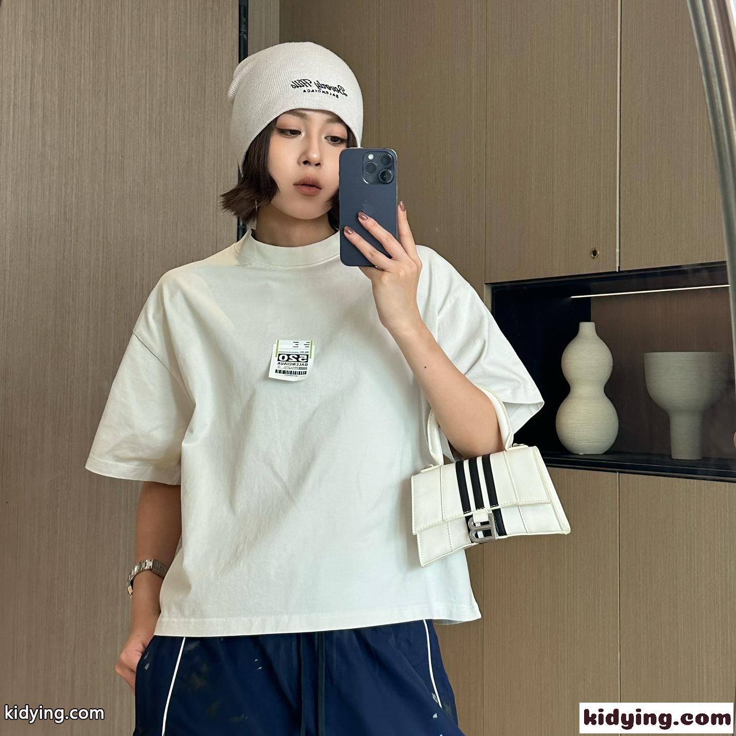Airport Tag クロップド半袖Tシャツ バレンシアガ Tシャツ コピー ベージュ-1