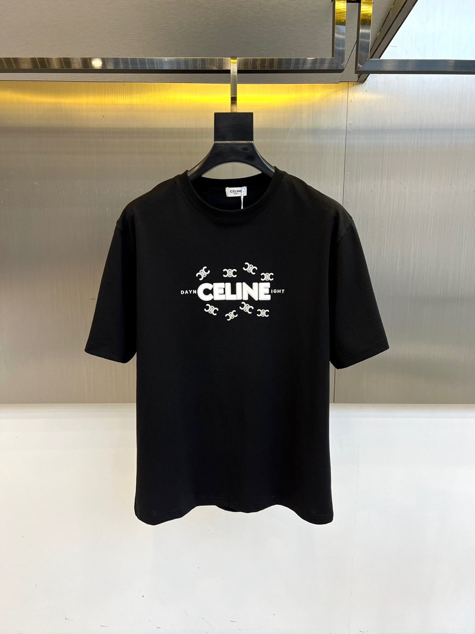 シンプル 上品 ロゴ入り クルーネック セリーヌ Tシャツ 偽物 コットン ブラック-1