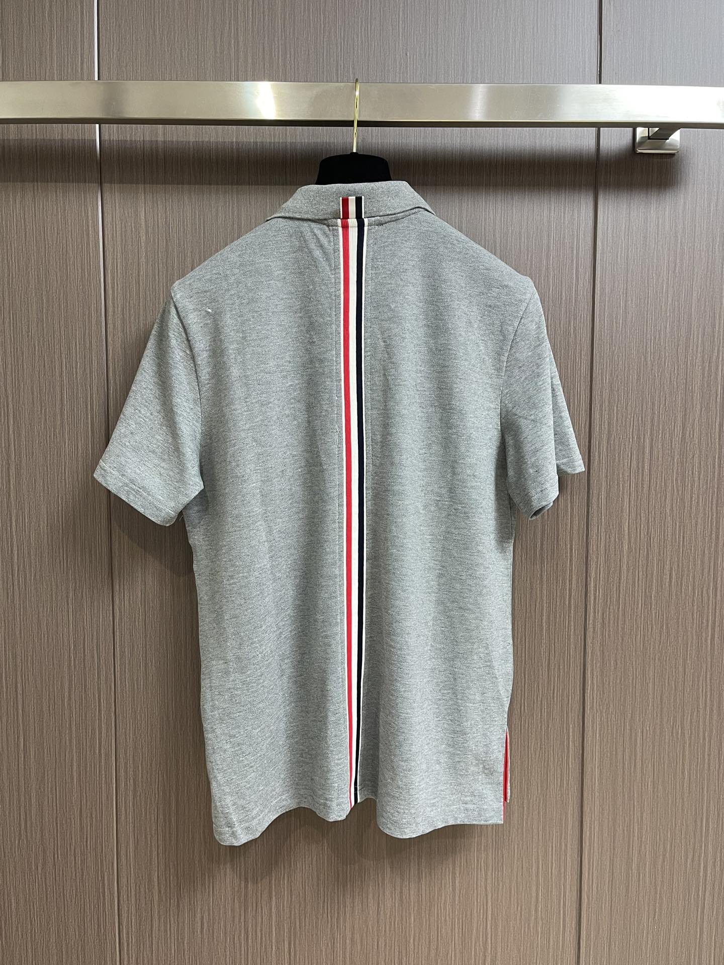 シンプル カジュアル トムブラウン Tシャツ コピー 半袖 ポロシャツ グレー-1