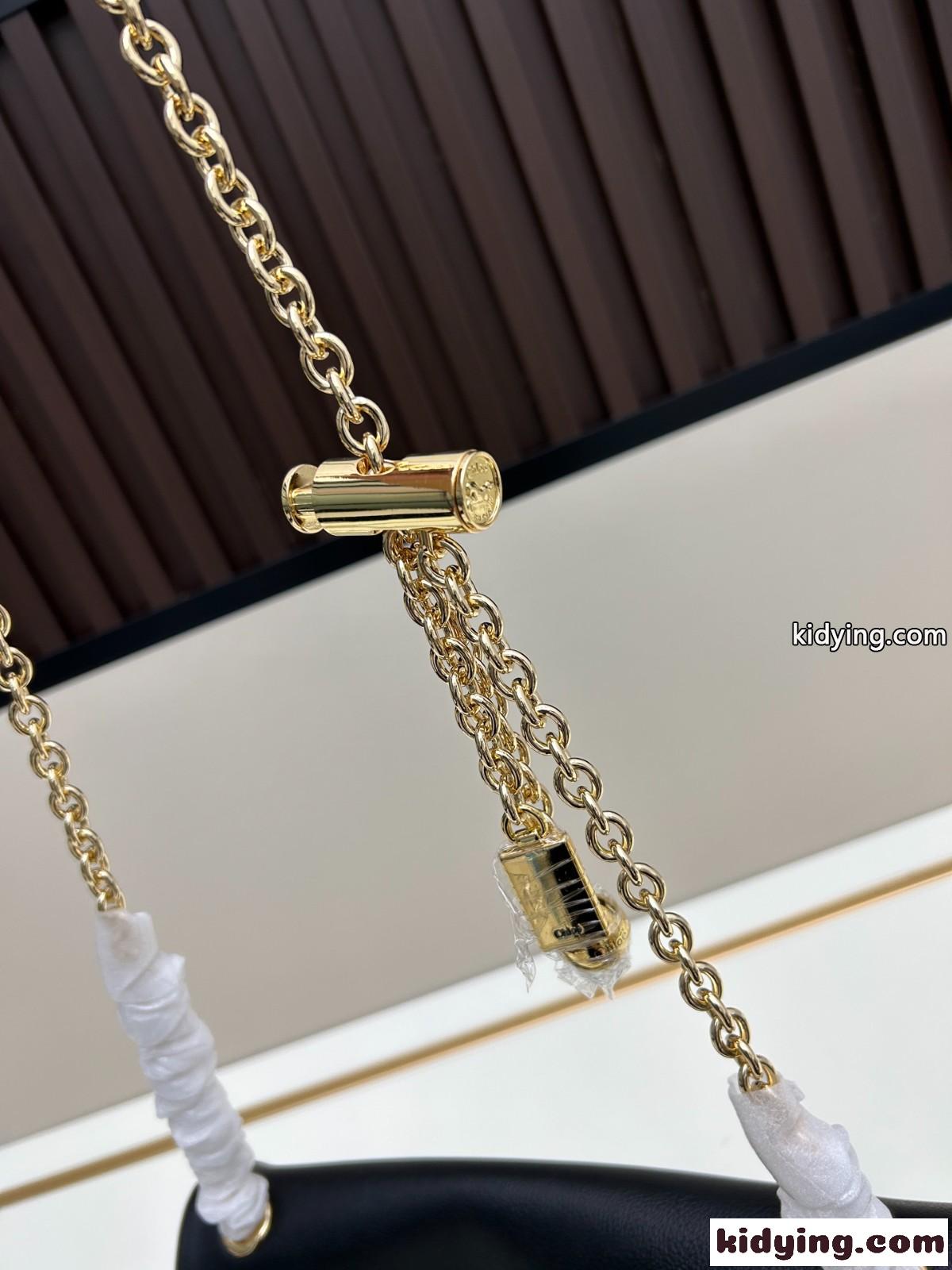 グレインレザー Chloé Heritage ショルダーバッグ クロエ バッグ スーパーコピー ブラック-1