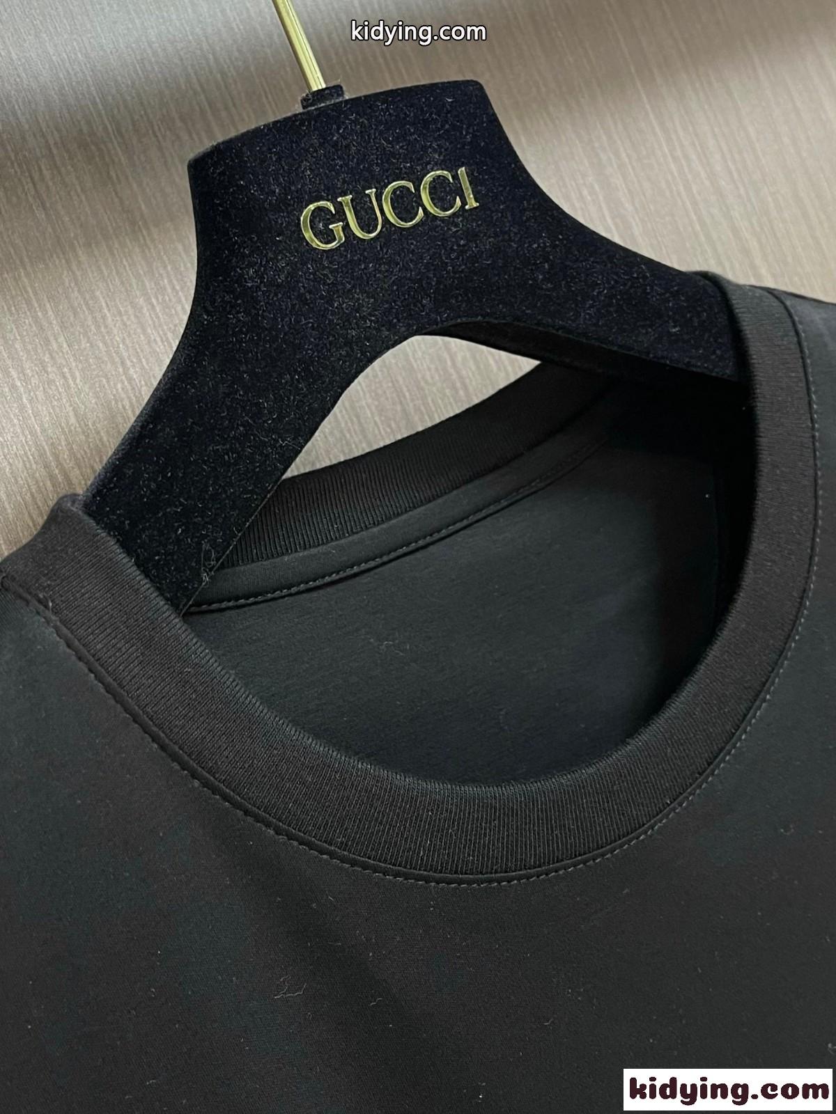シンプル クルーネック 半袖Tシャツ エルメネジルド・ゼニア Tシャツ コピー ブラック-3