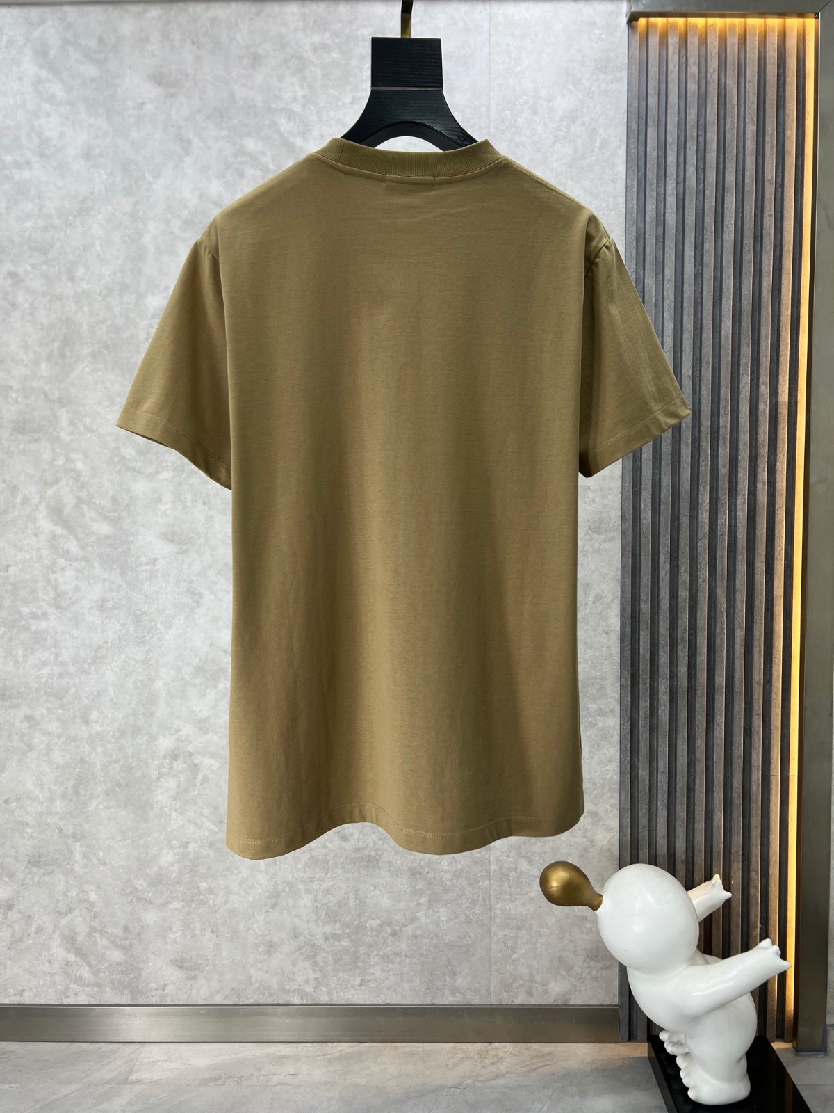 シンプル 合わせやすい クルーネック コットン 半袖Tシャツ モンクレール Tシャツ コピー キャメル-1