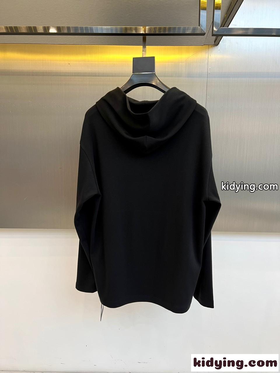 シンプル 着回し フード付き プルオーバー プラダ Tシャツ 偽物 合わせやすい ブラック-4