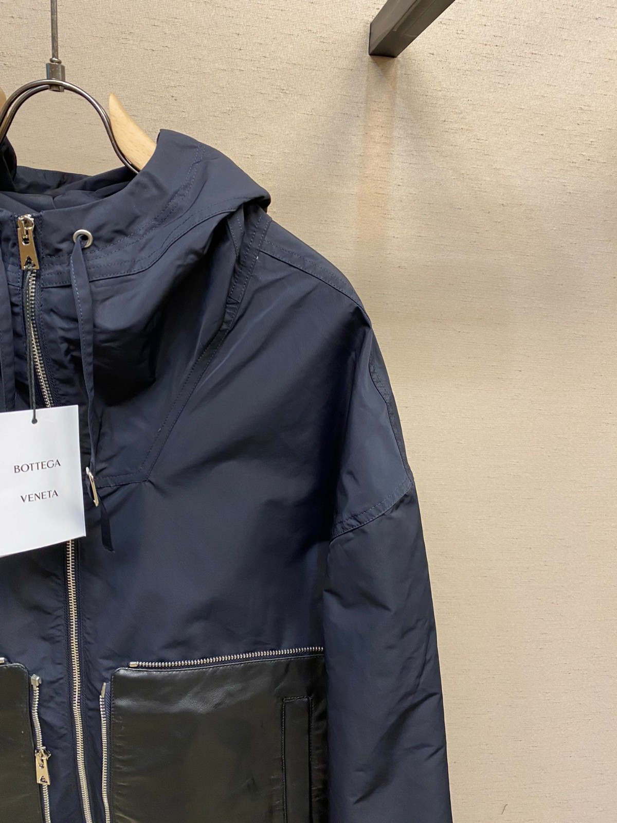 23FW テクニカル ナイロンジャケット ボッテガ・ヴェネタ ジャケット コピー ブラック-2