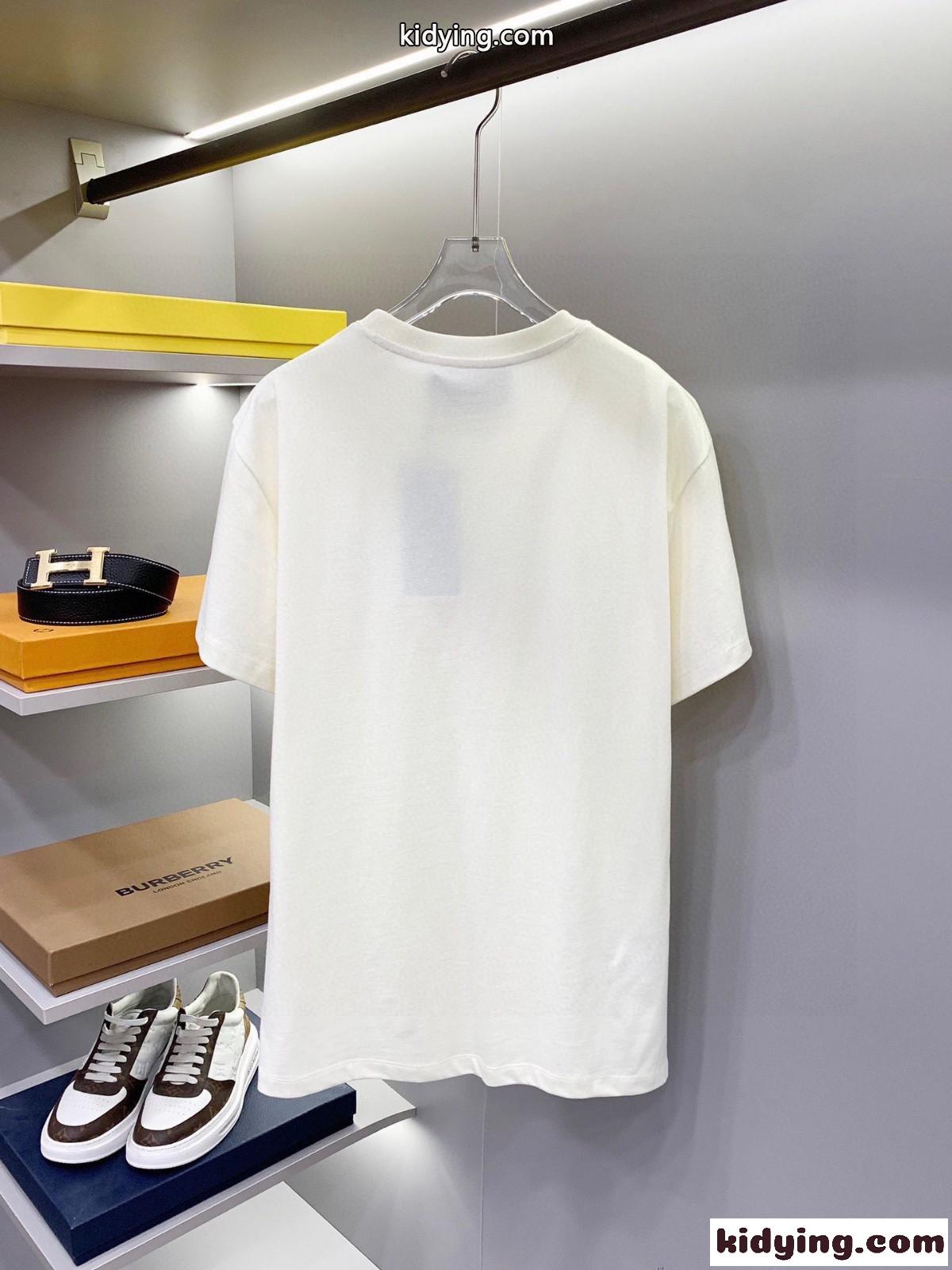 ユニセックス おしゃれ 人気 クルーネック グッチ 半袖Tシャツ コピー ロゴ プリント トップス-3