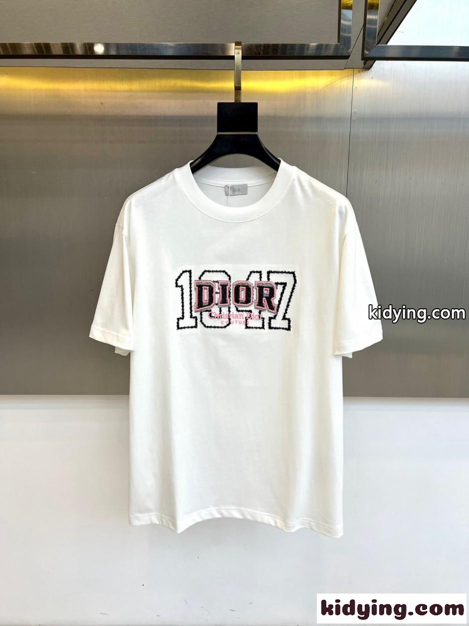 カジュアル 合わせやすい ロゴ刺繍 半袖Tシャツ クリスチャン・ディオール Tシャツ 偽物 ホワイト-0