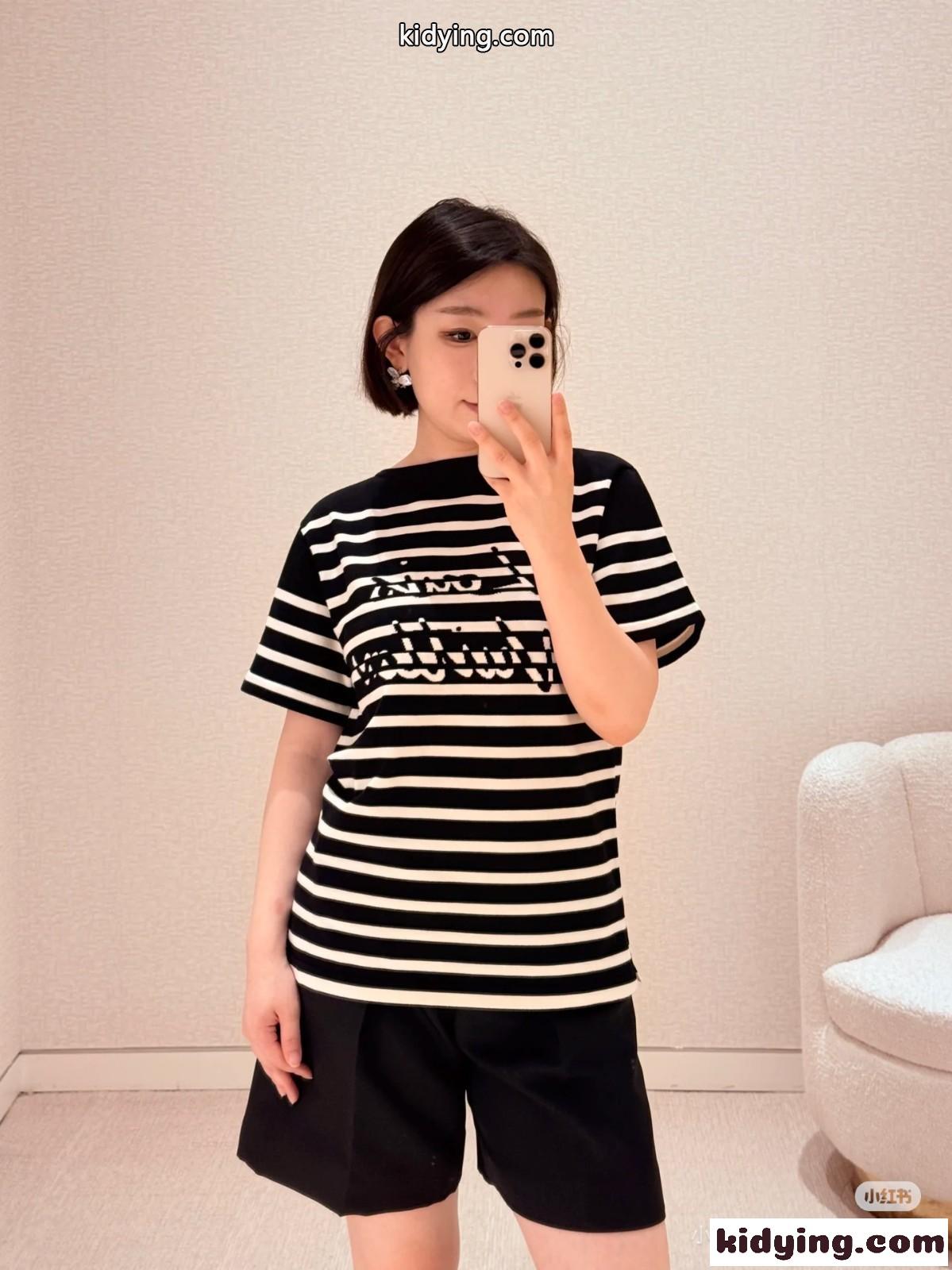 シグネチャー ストライプ ニットトップ ルイ・ヴィトン Tシャツ コピー ブラック-4