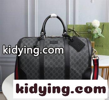 GUCCIの最新の旅行袋は質感が非常に柔らかく 柔らかいGG Supreme高級人工帆布で作られています GG x Supreme バッグコピー-2