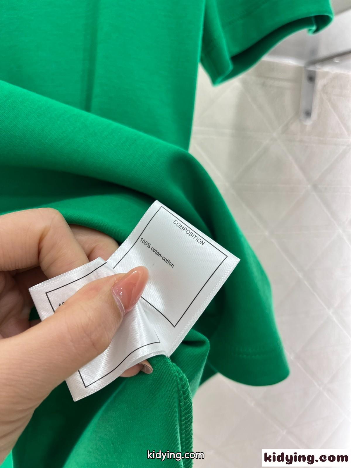 シンプル ロゴ入り シャネル Tシャツ コピー コットン 半袖Tシャツ グリーン-3